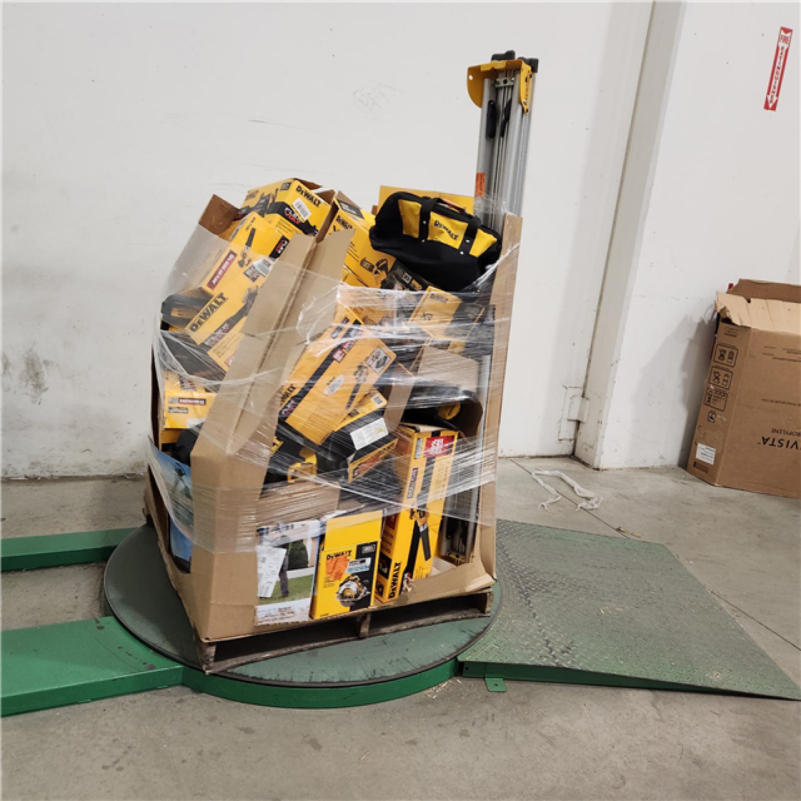 Dallas Location - As-Is DEWALT Tool Pallet