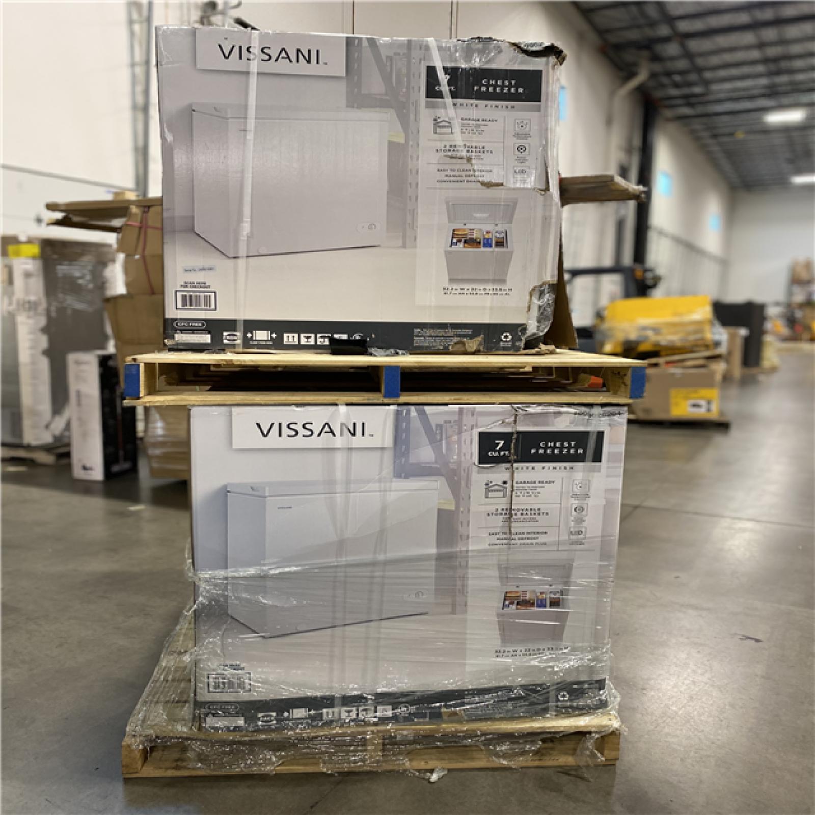 DALLAS LOCATION - Vissani 7.0 cu. ft. Manual Defrost Chest Freezer with LED Light in White Garage Ready PALLET - ( UNITS 3)