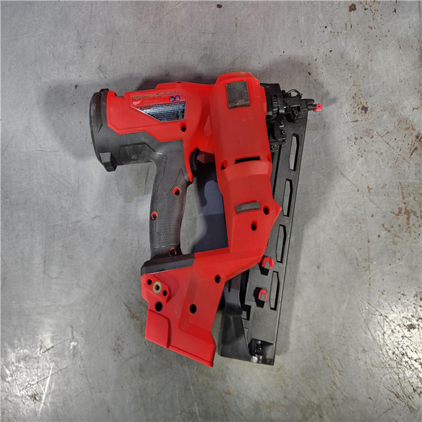 HOUSTON LOCATION - AS-IS Milwaukee 2841-20 18V Cordless Gen II 16 Gauge Angled Finish Nailer (Tool Only)