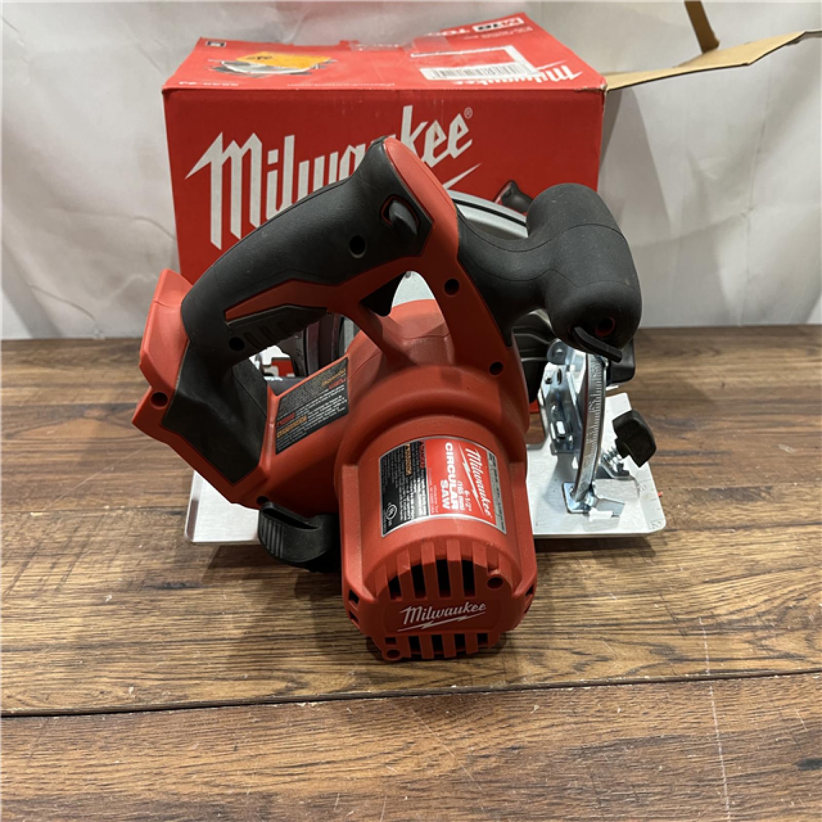 AS IS Milwaukee 2630-20 M18 Cordless 6-1/2 Circular Saw Bare Tool Only - All