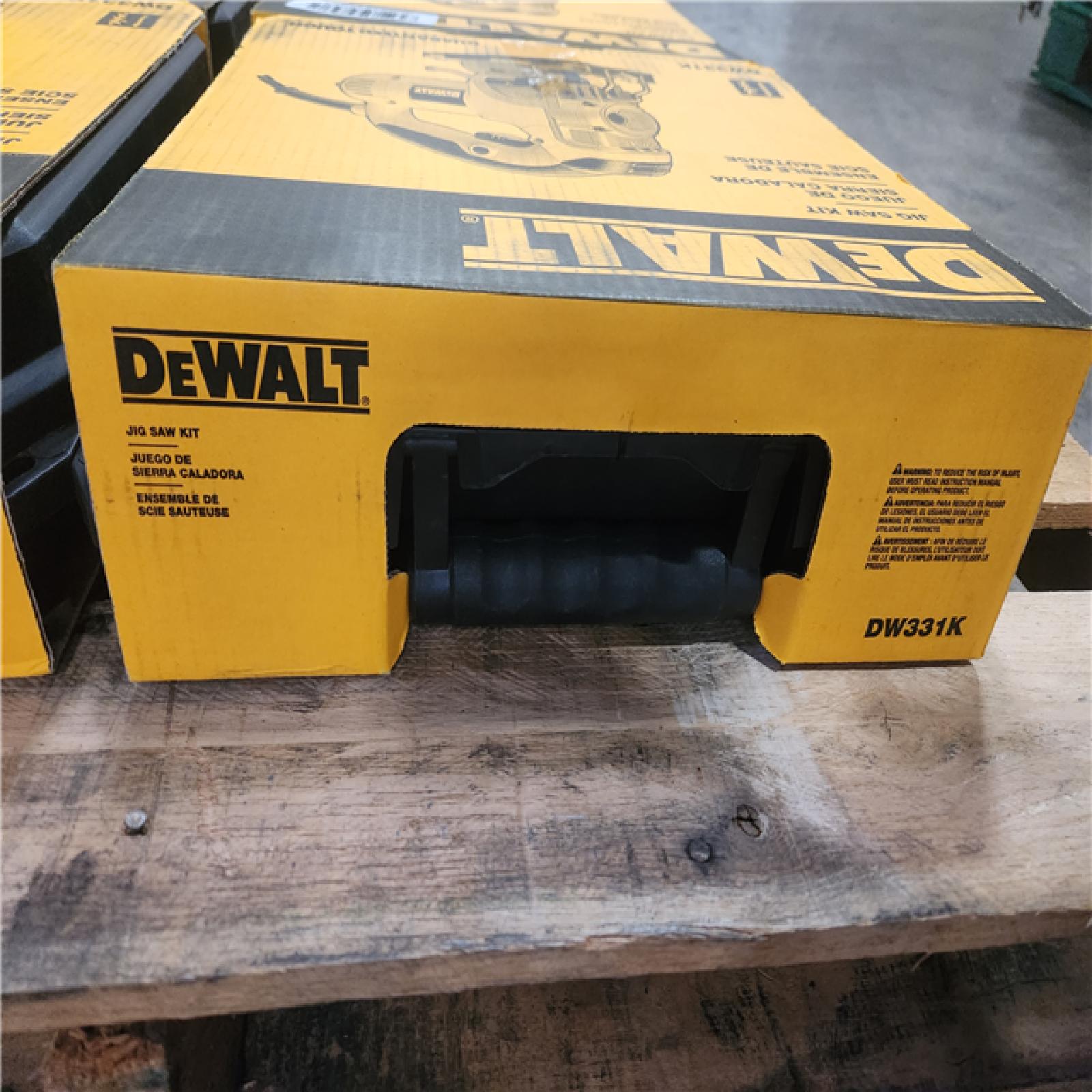 Phoenix Location 6 NEW DEWALT 6.5 Amp Corded Variable Speed Jig Saw Kit with Kit Box (6 units)