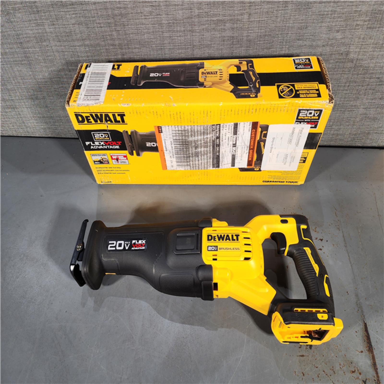 HOUSTON LOCATION - AS-IS (APPEARS LIKE NEW) 20V MAX Lithium Ion Cordless Brushless Reciprocating Saw with FLEXVOLT ADVANTAGE (Tool Only)