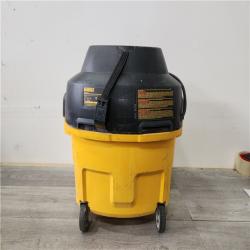 Phoenix Location DEWALT 8 Gal. HEPA Dust Extractor with Automatic Filter Cleaning