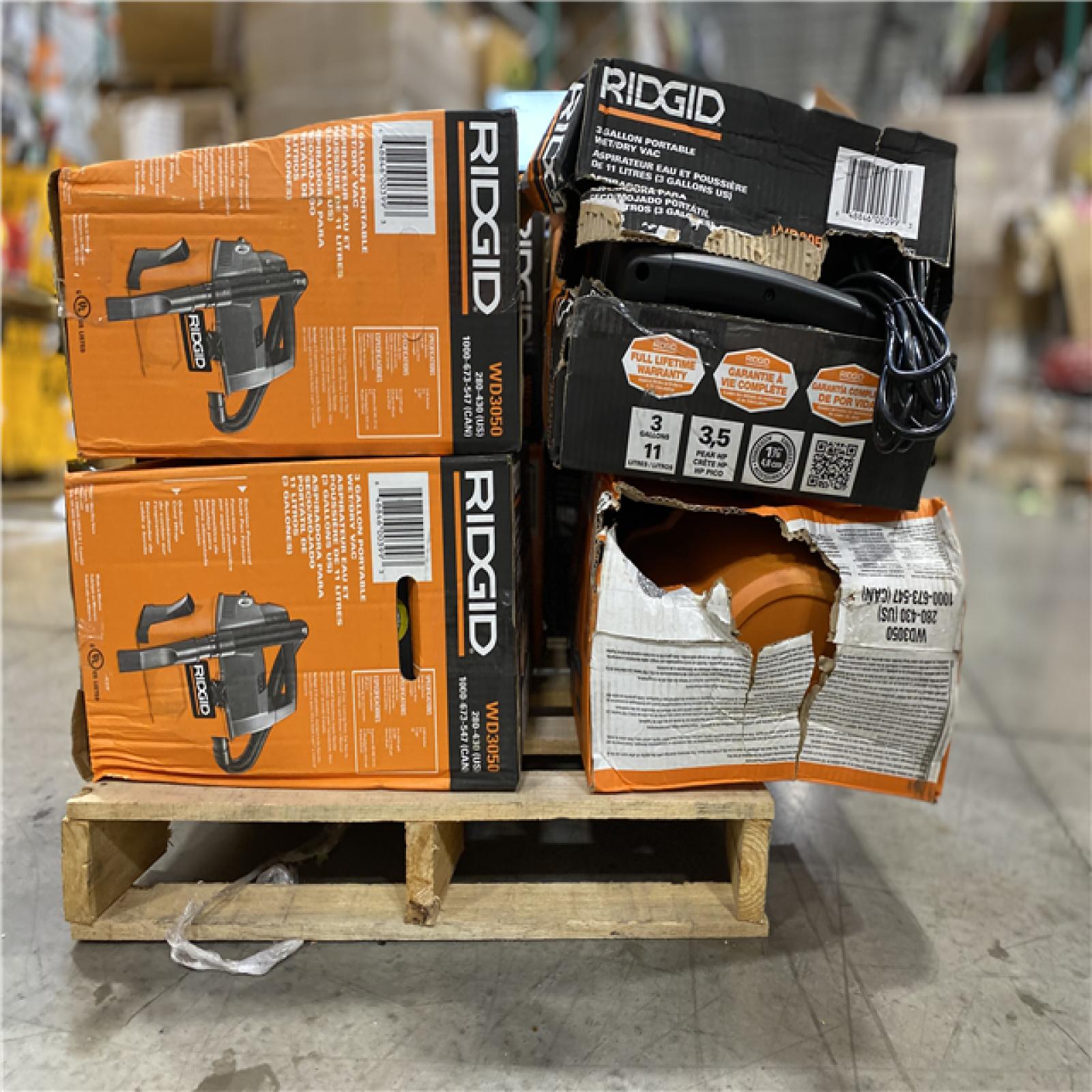 DALLAS LOCATION - RIDGID 3 Gal 3.5 Peak HP Handheld Shop Vac Wet Dry Vacuum with RIDGID SWEEP Dust Pan, Filter, Locking Hose and Car Nozzle PALLET -(8 UNITS)