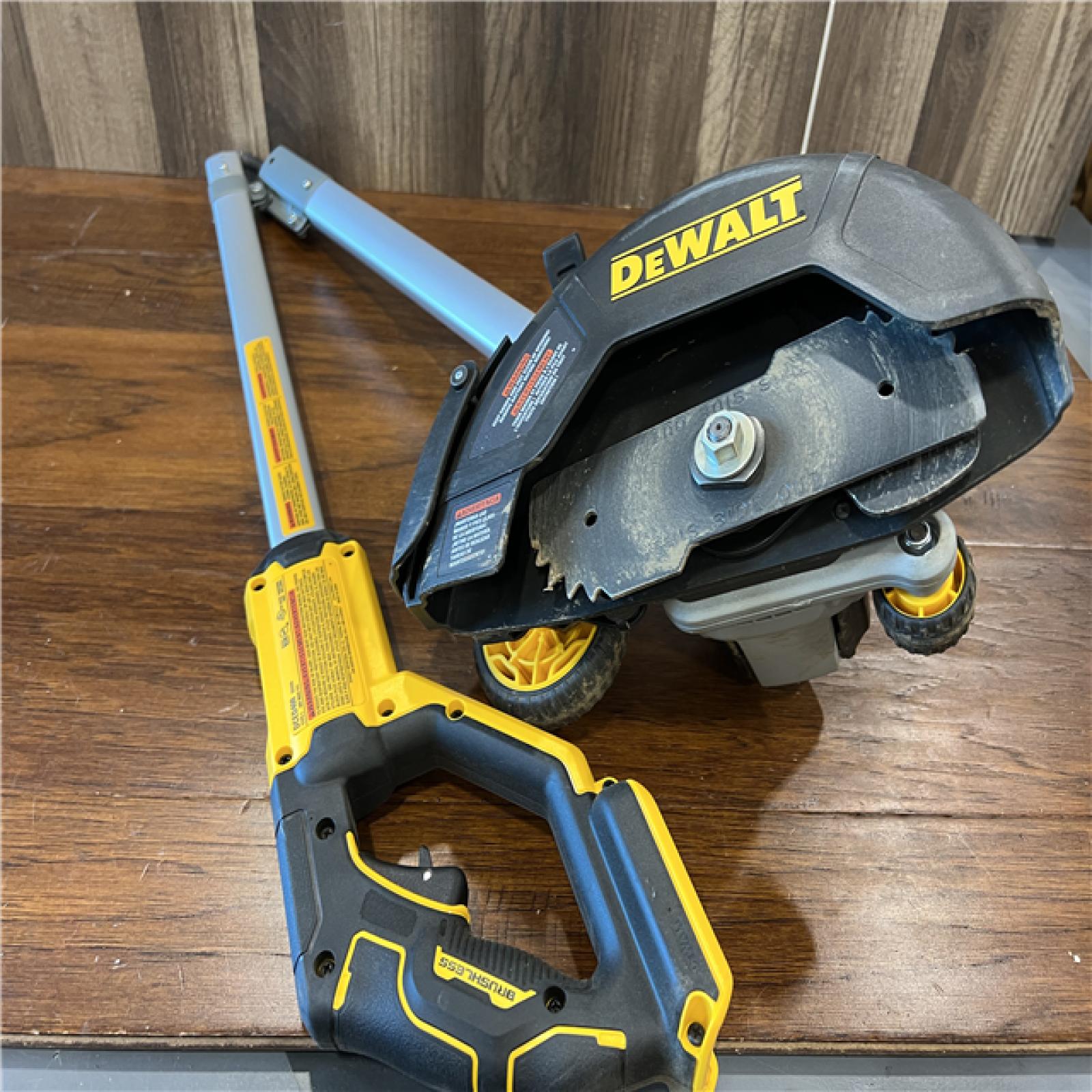 AS-IS DEWALT 20V MAX 7.5 in. Cordless Battery Powered Lawn Edger (Tool Only)