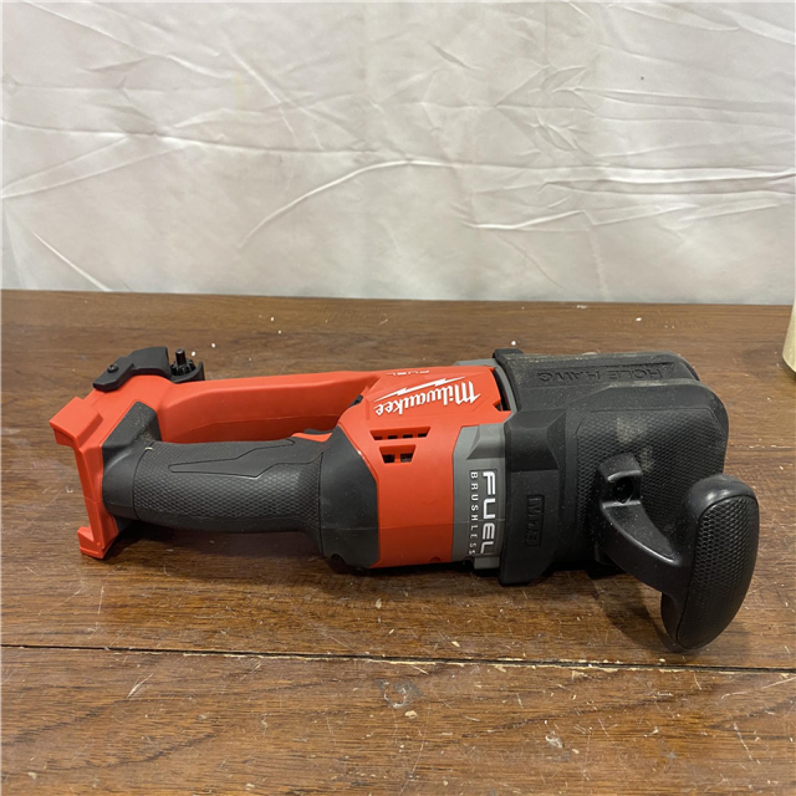 AS-ISMilwaukee M18 18V Fuel Hole Hawg 1/2  Right Angle Drill 2807-20