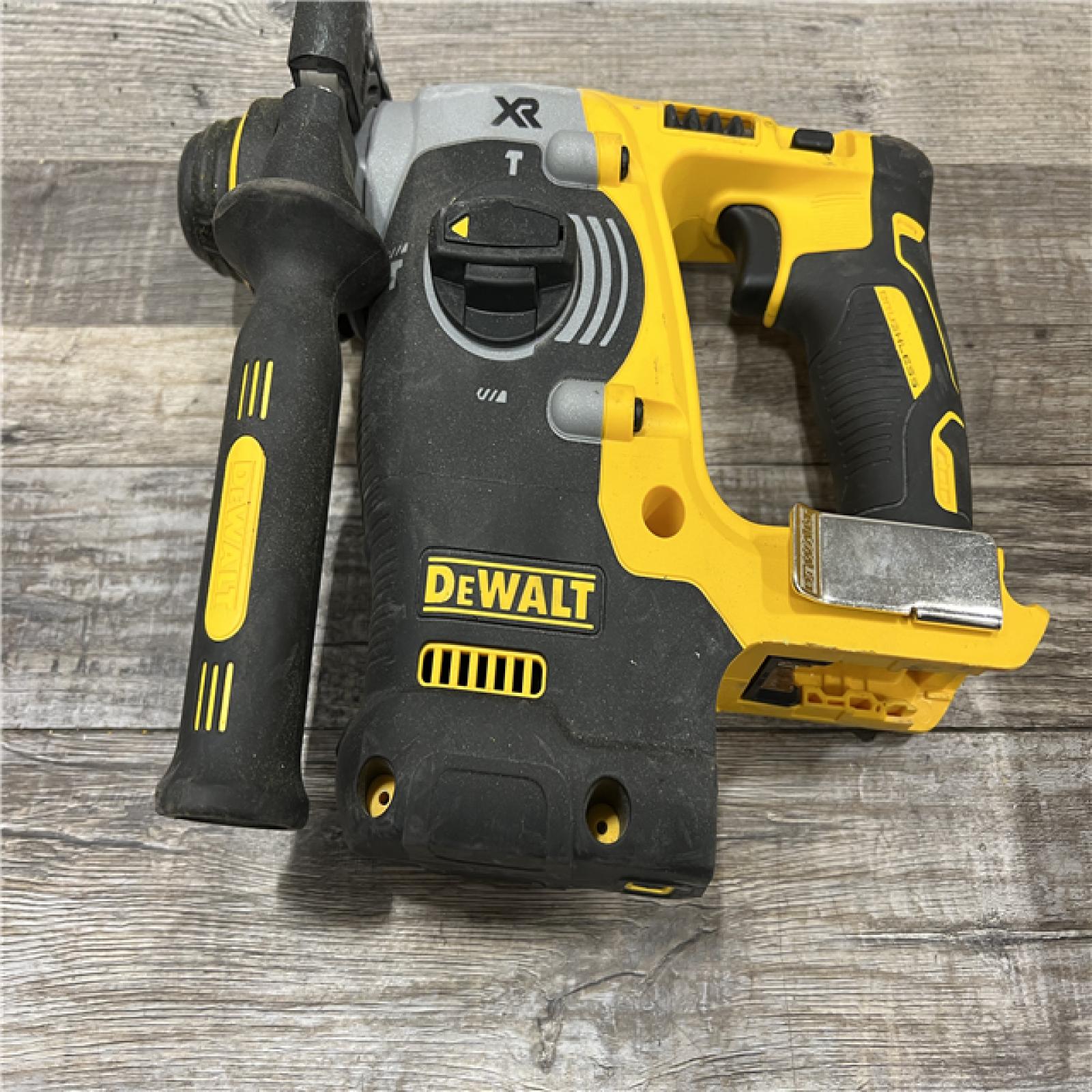 AS-IS Dewalt | SDS 20-V Cordless Rotary Hammer