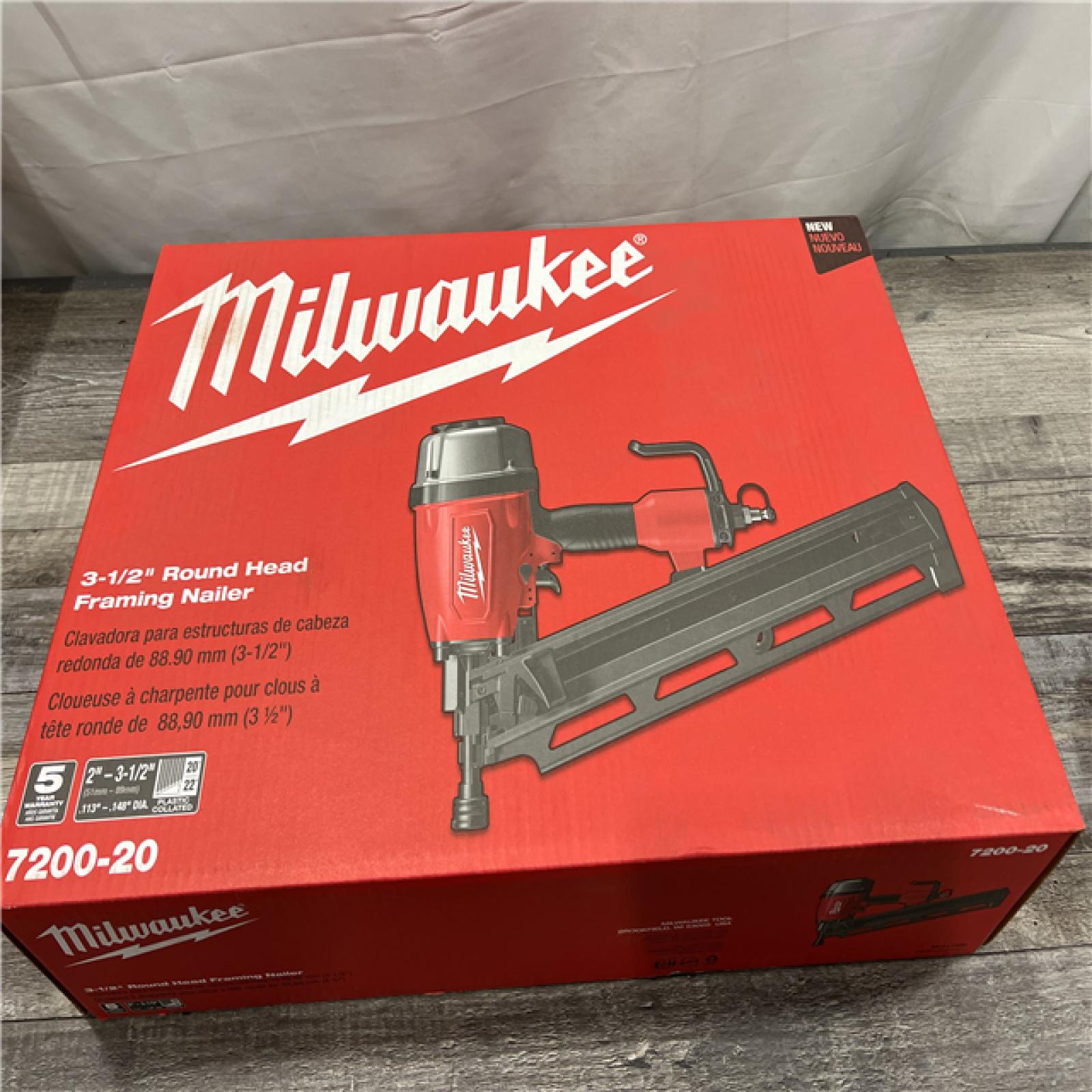 NEW! Milwaukee Pneumatic 3-1/2 in. 21 Degree Full Round Head Framing Nailer