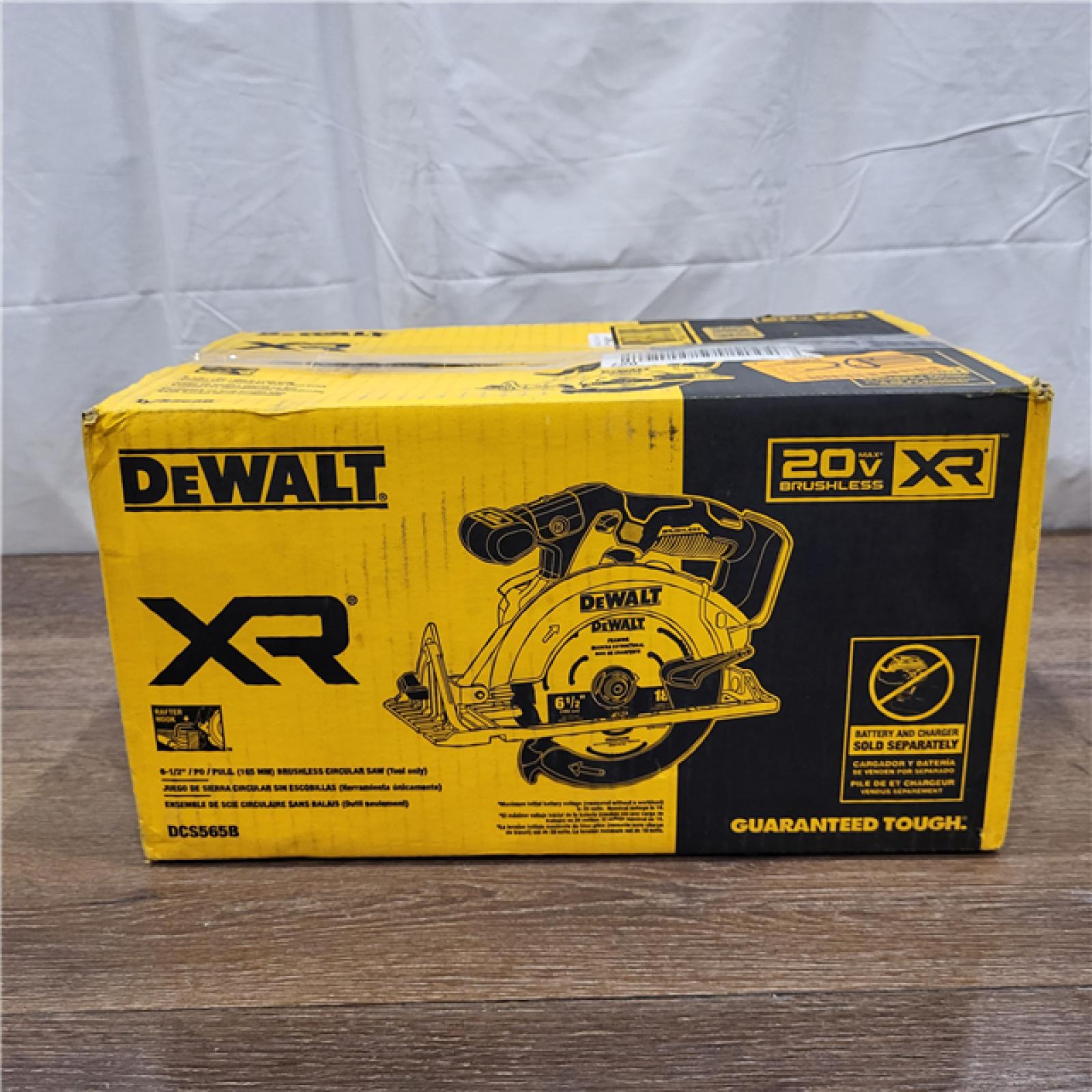 AS-IS DeWALT DCS565B 20V Max Brushless 6.5   Cordless Circular Saw