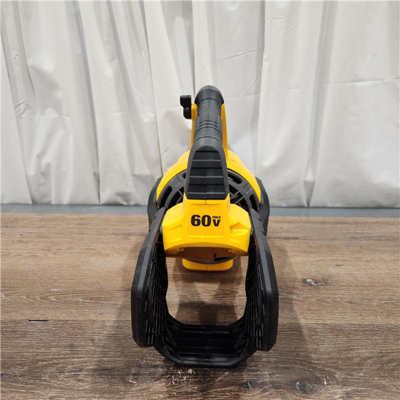 AS-IS DeWalt DEWALT 60V AXIAL BLOWER