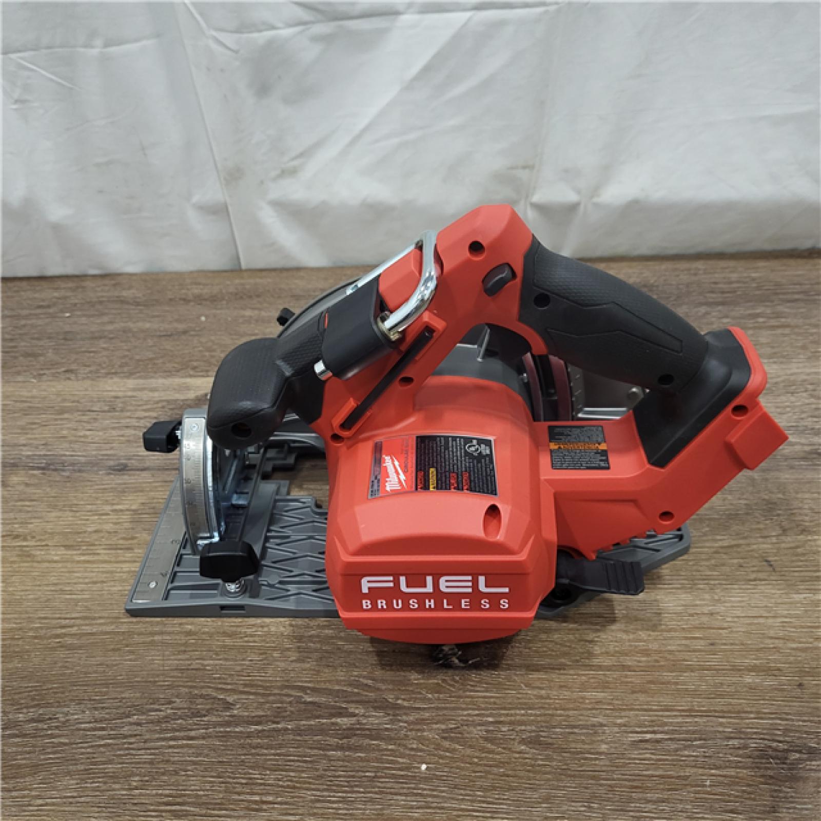 AS-IS Milwaukee M18 FUEL 7-1/4 Circular Saw