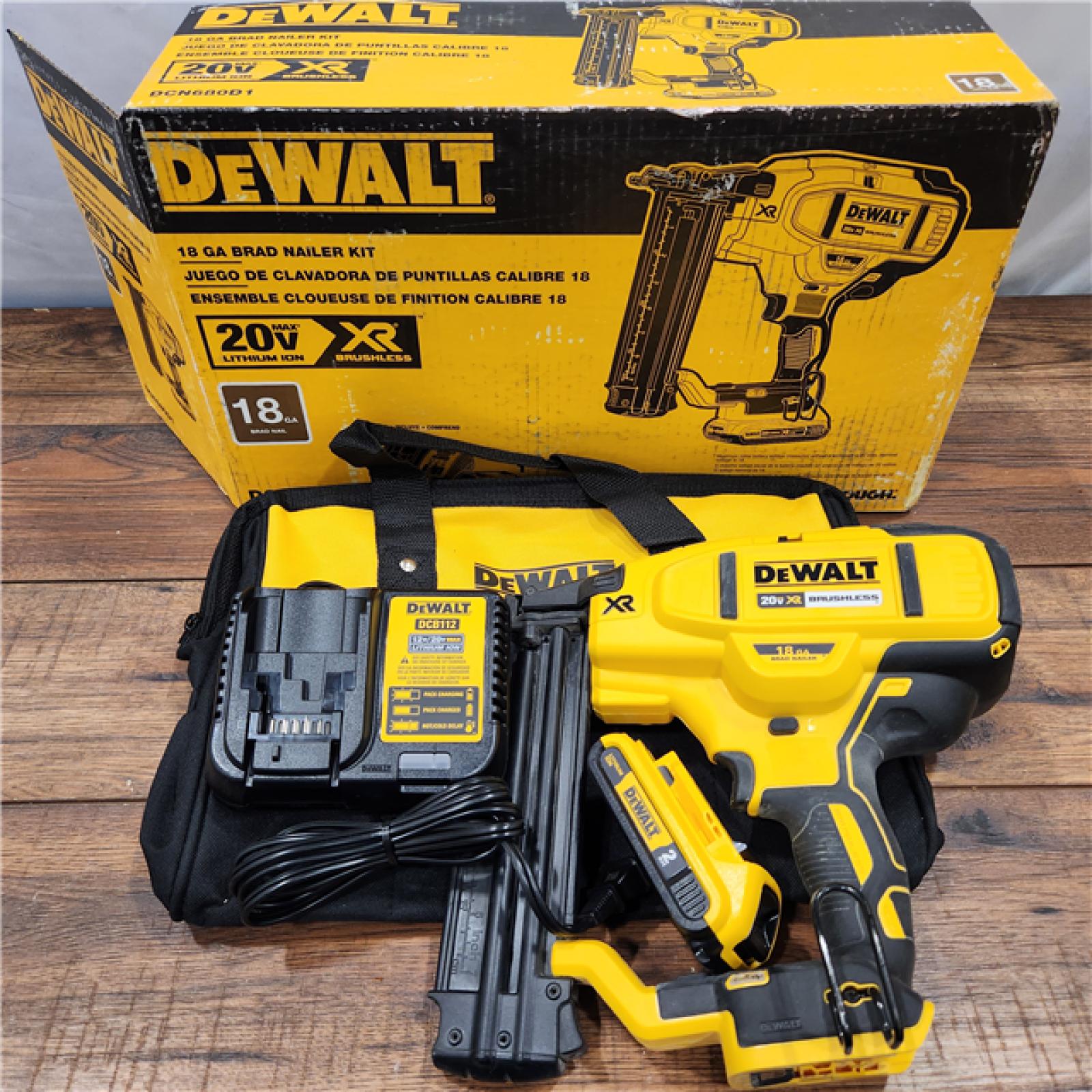 AS-IS DEWALT 20V MAX XR 18 Gauge Brad Nailer Kit