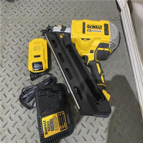 Houston location AS-IS DeWalt DCN692 18v XR Cordless Brushless Framing Nail Gun KIT