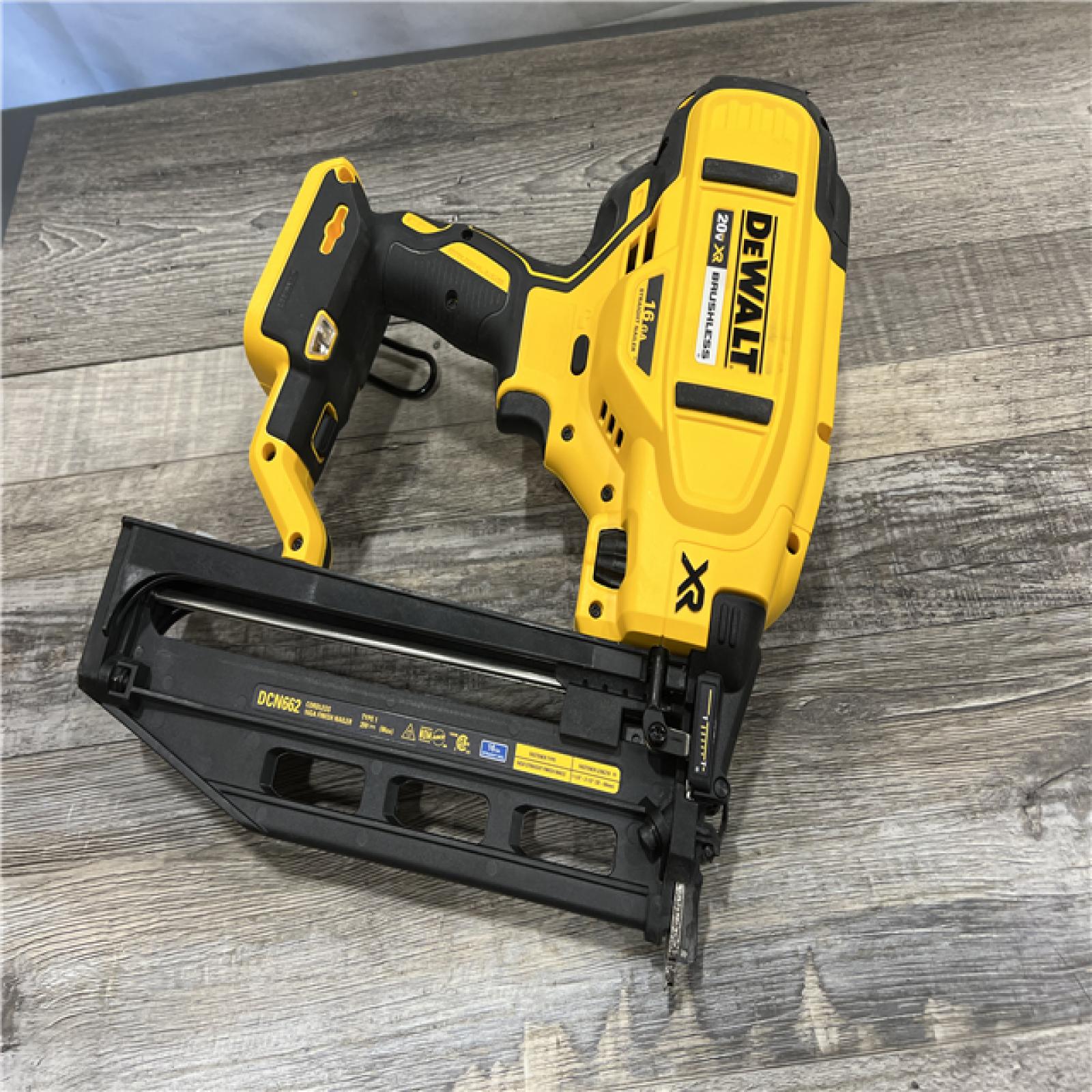 AS-IS DEWALT 20V MAX XR 16-Gauge Lithium-Ion Cordless Finish Nailer (Tool Only)