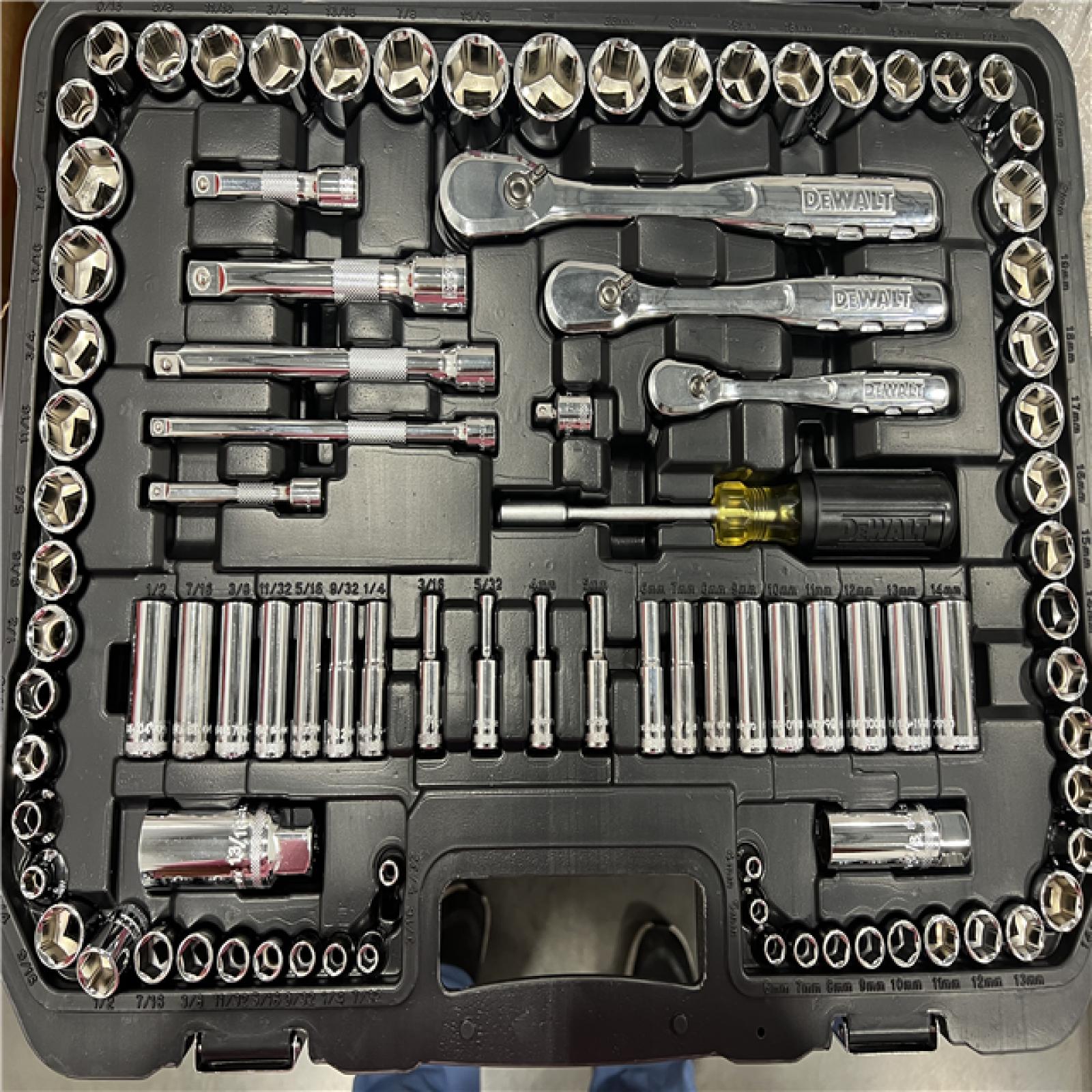 AS-IS DeWalt 205 Piece Mechanics Tool Set