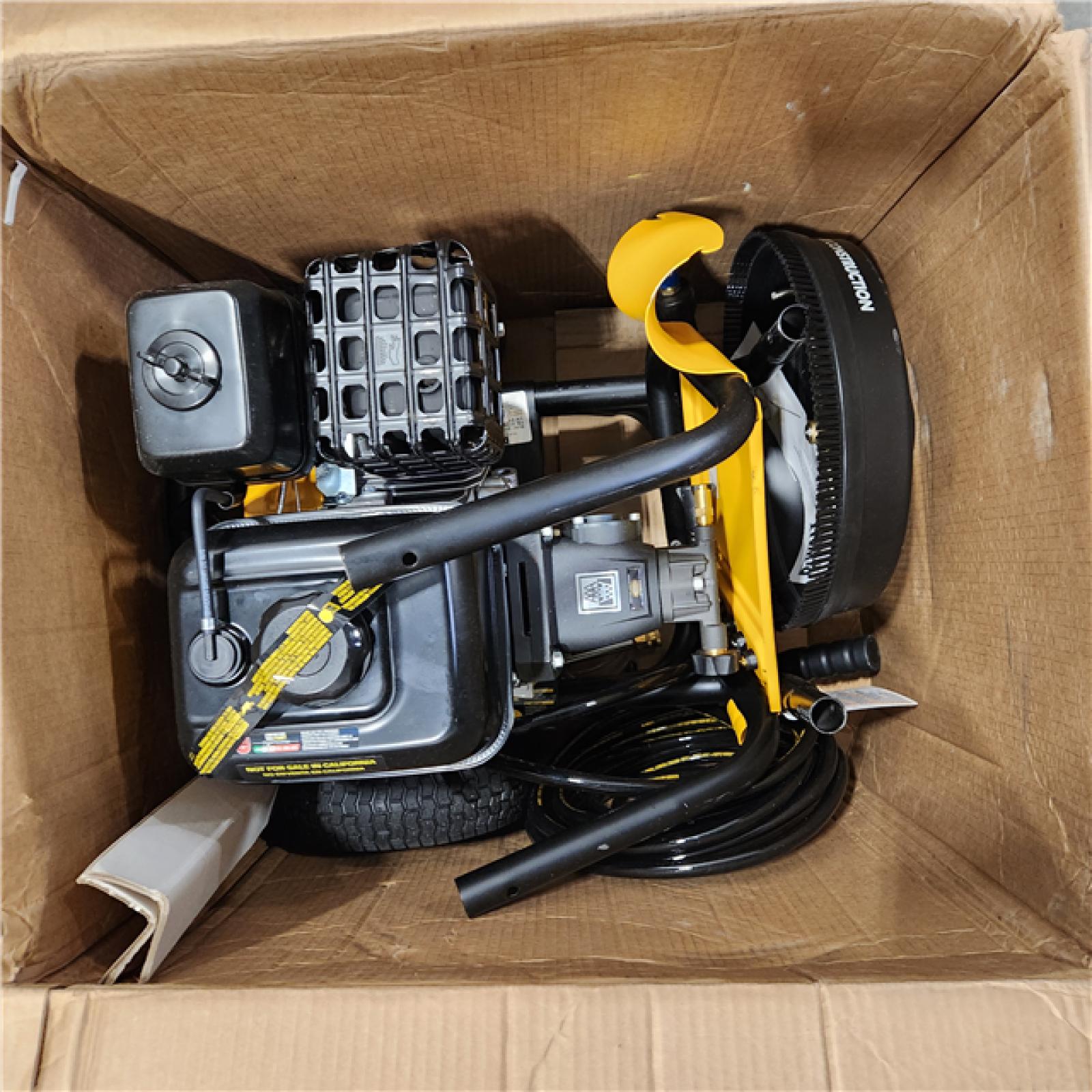 DALLAS LOCATION - AS-IS DEWALT 3500 PSI 2.5 GPM Cold Water Gas Pressure Washer with DeWalt 208cc Engine and Surface Cleaner