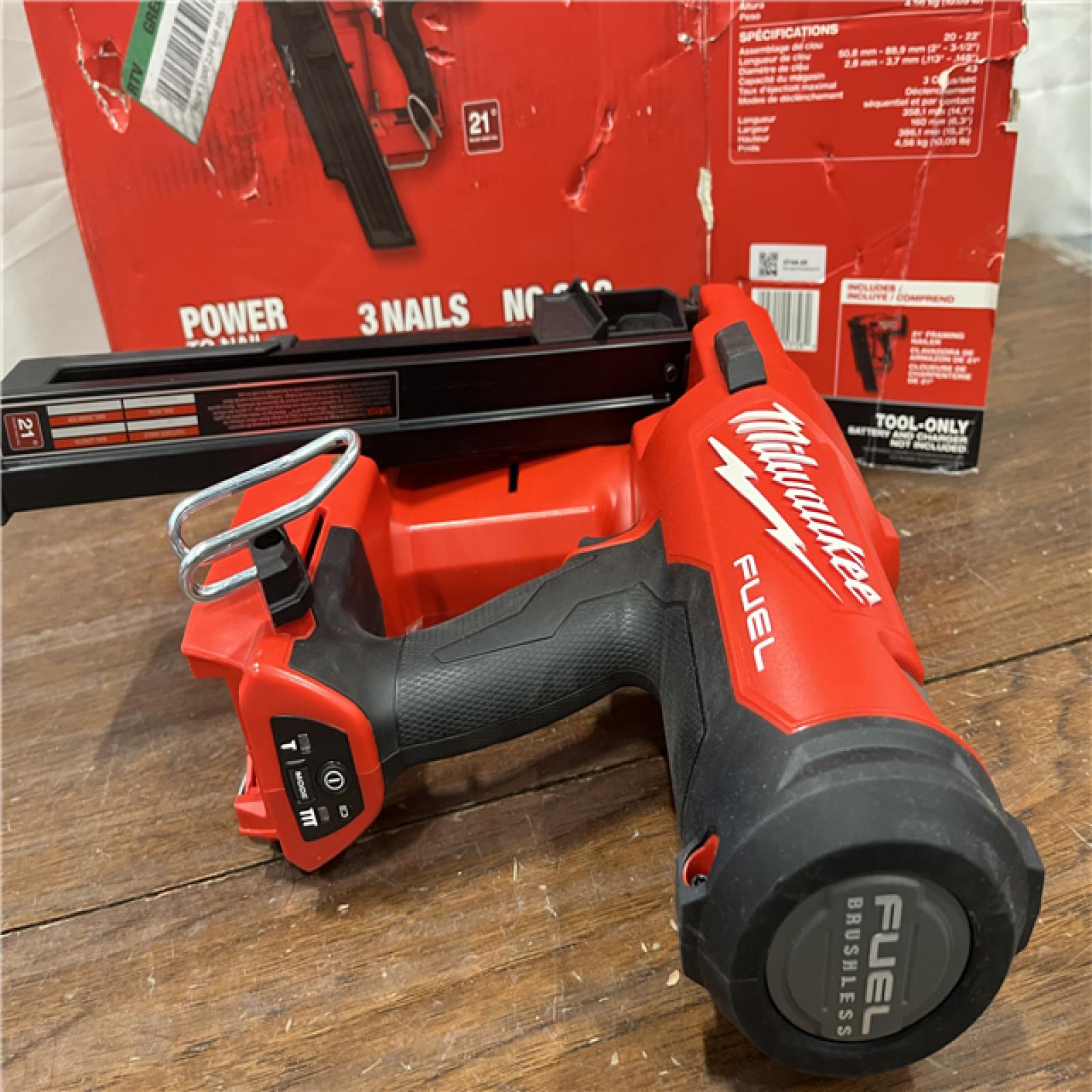 AS-ISMilwaukee 2744-20 M18 FUEL 3-1/2 in. 18-Volt 21-Degree Lithium-Ion Brushless Cordless Framing Nailer (Tool-Only) (Refurbished)