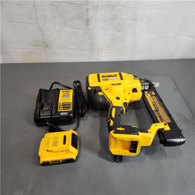 Dewalt 20v max online cordless brad nailer kit