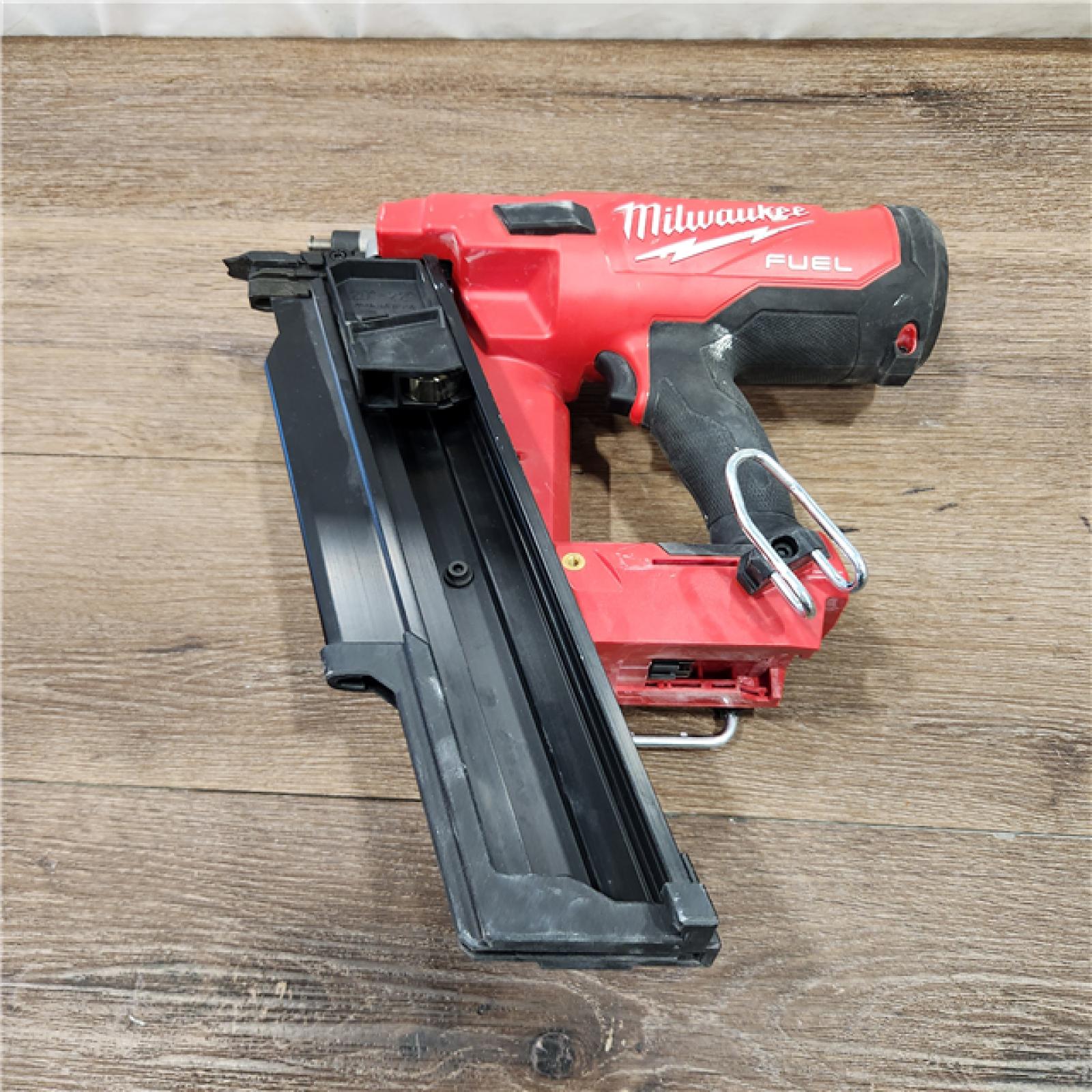 AS-IS Milwaukee 2744-20 M18 FUEL 21-Degree Cordless Framing Nailer (Tool Only)