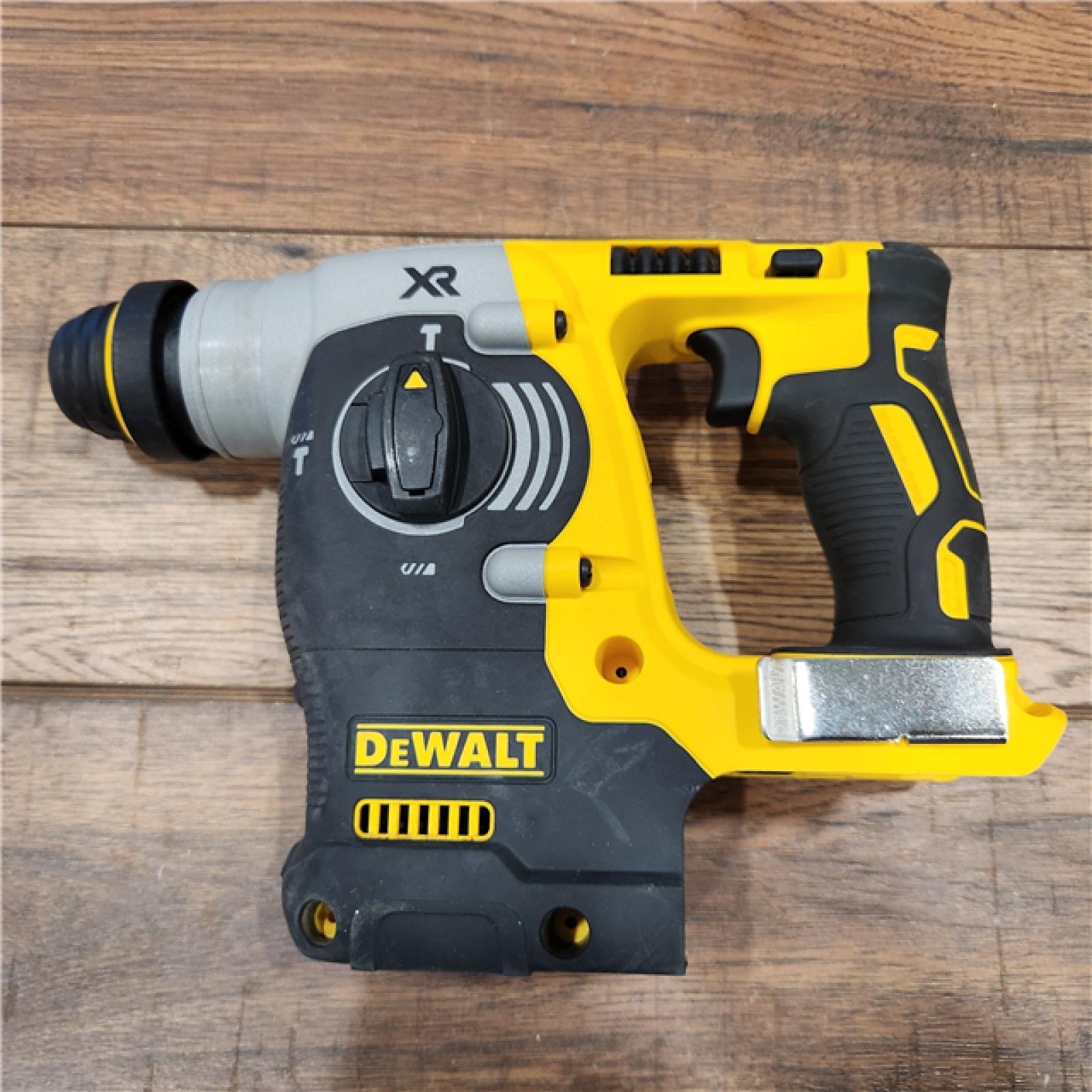 AS-IS DEWALT 20V MAX XR Brushless Cordless 1 in. SDS Plus L-Shape Rotary Hammer (Tool-Only)