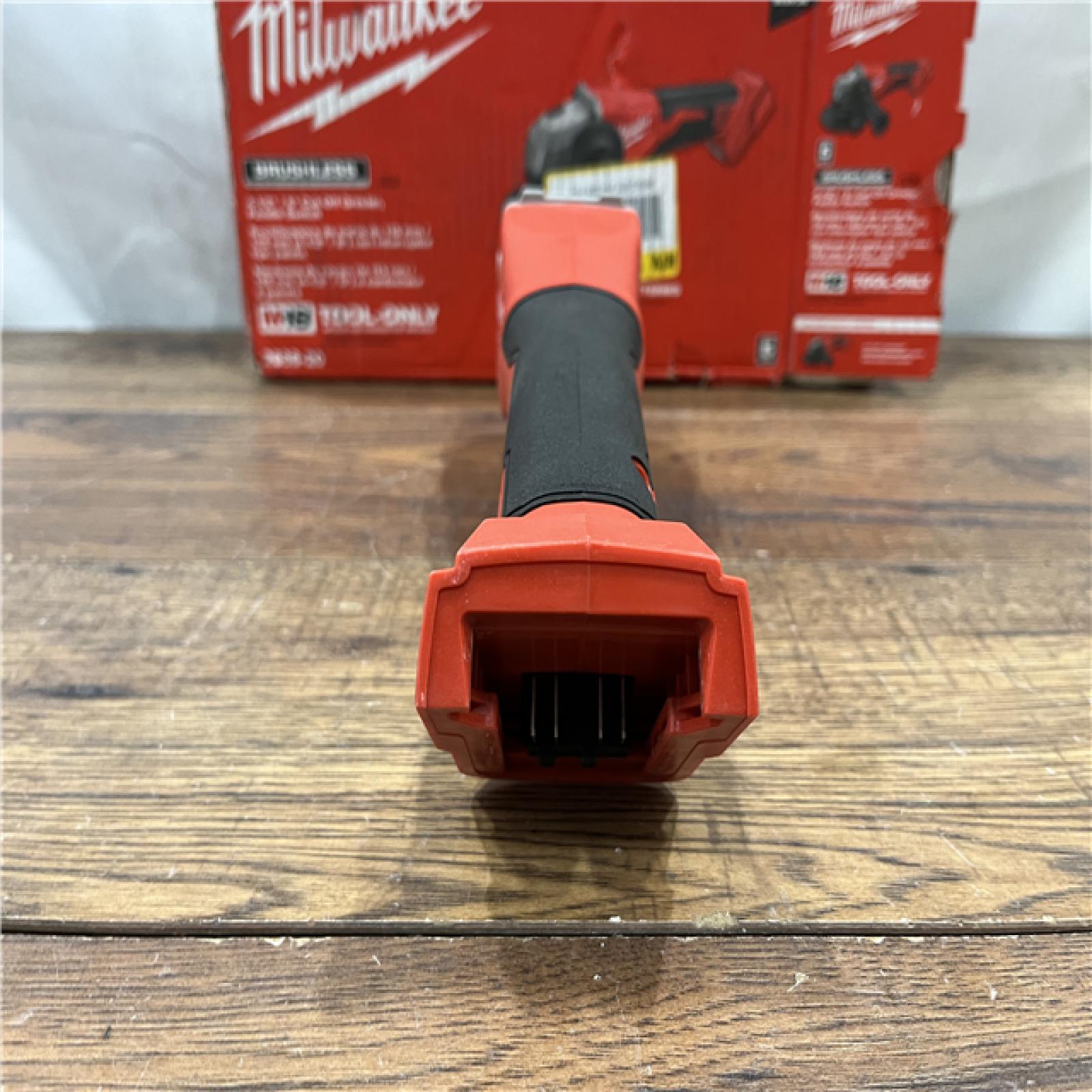 AS IS Milwaukee 2686-20 18V Cordless 4.5 /5  Grinder W/ Paddle Switch (Tool Only)