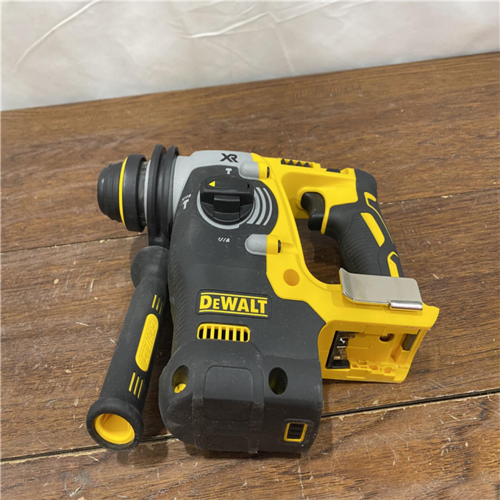 AS-ISDewalt | SDS 20-V Cordless Rotary Hammer