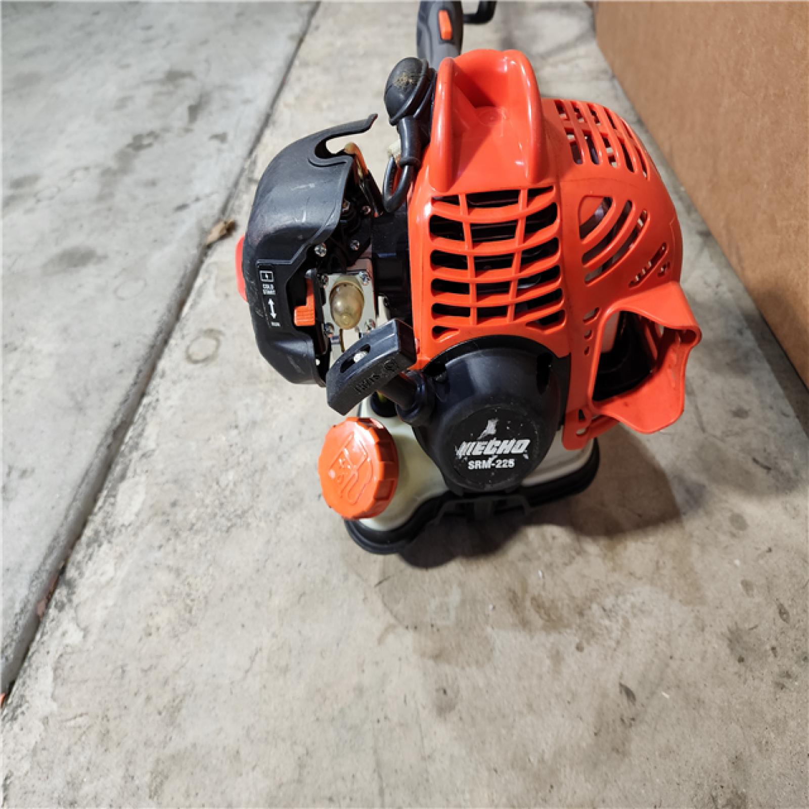 HOUSTON LOCATION - AS-IS Echo SRM-225 21.2cc 2 Stroke Fuel Efficient Durable Gas Straight Shaft Trimmer