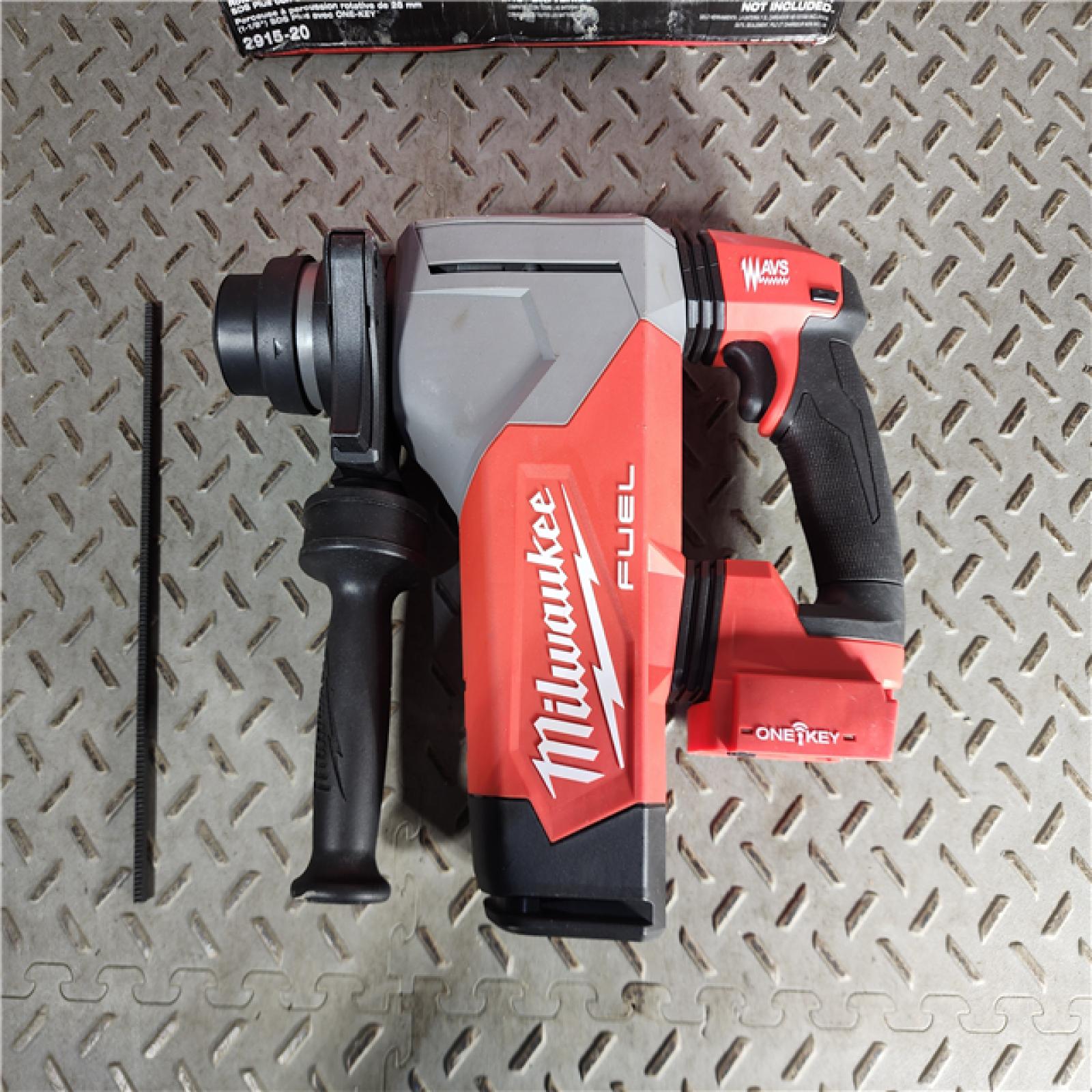 HOUSTON LOCATION - AS-IS Milwaukee 2915-20 M18 FUEL 18-Volt Lithium-Ion Brushless Cordless SDS-Plus 1-1/8 in. Rotary Hammer Drill (Tool-Only)