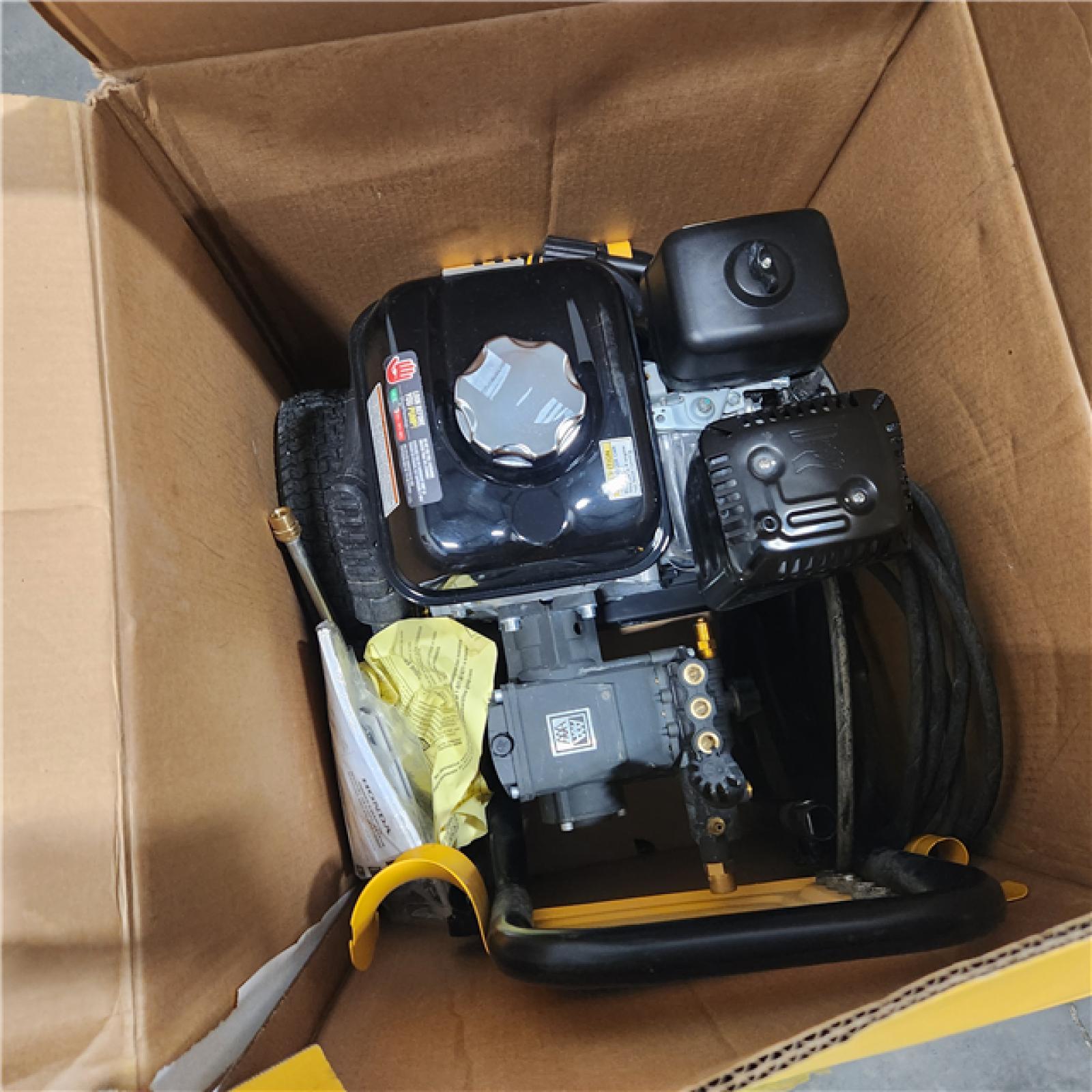 Dallas Location - As-Is DEWALT DXPW61299 3600 PSI 2.5 GPM Gas Powered Pressure Washer