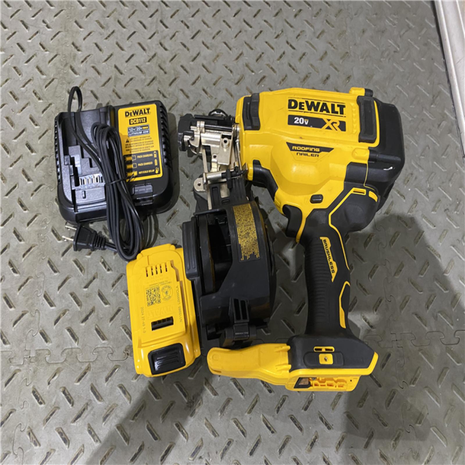 Houston location AS-IS DEWALT Stanley  Black & Decker 2007898 Roofing Nailer Cordless