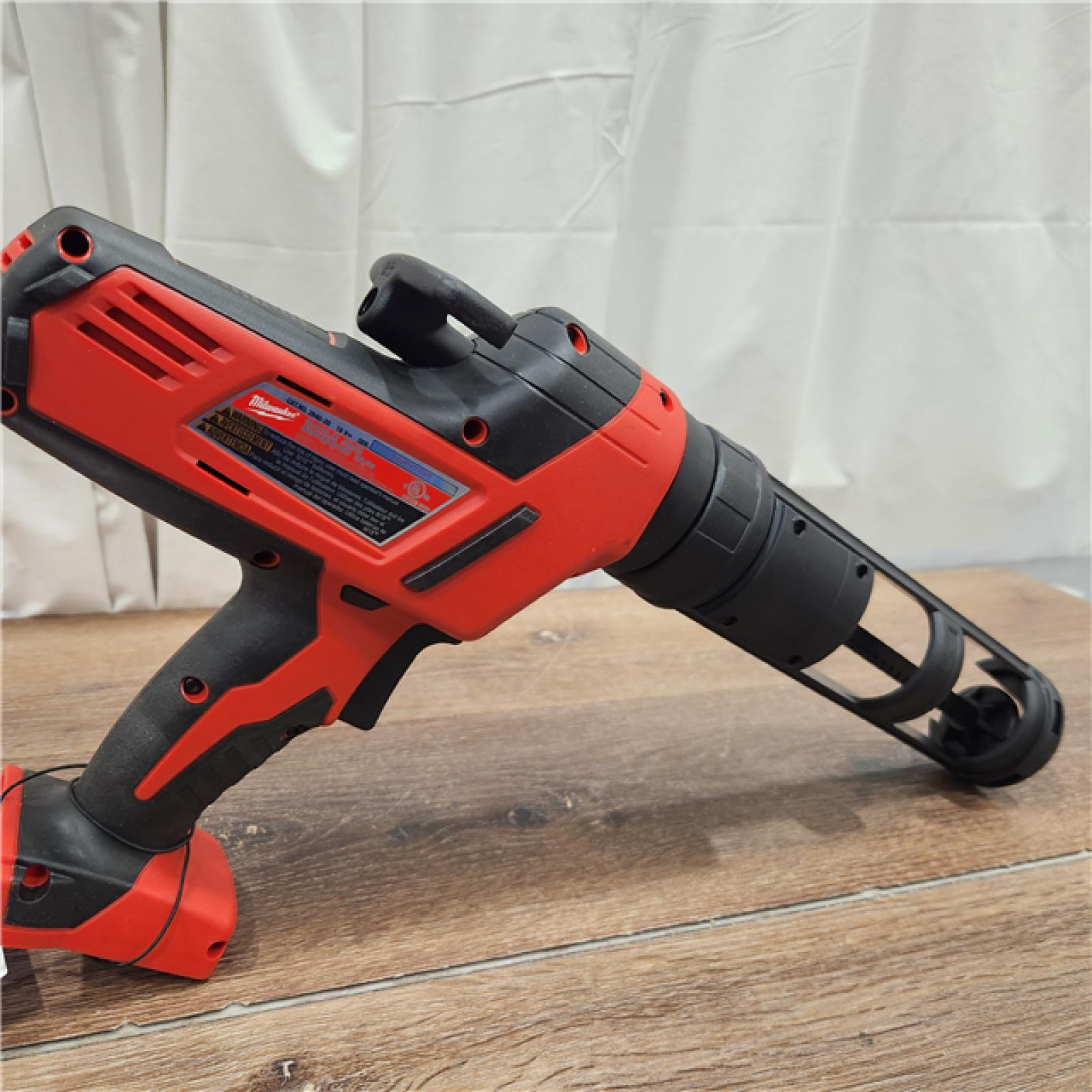 AS-IS Milwaukee M18 18-Volt Lithium-Ion Cordless 10 oz. Caulk and Adhesive Gun (Tool-Only)