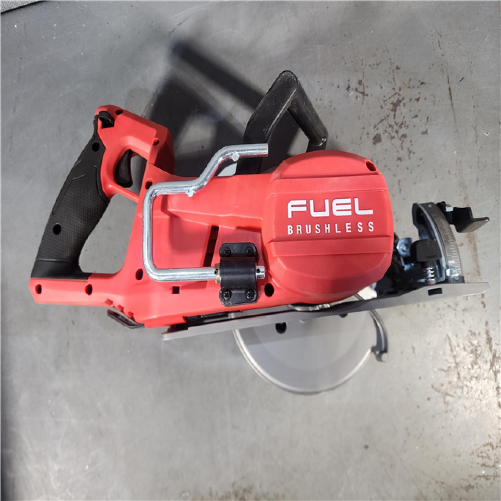 HOUSTON LOCATION - AS-IS Milwaukee 2830-20 Rear Handle Circular Saw M18 FUEL 7-1/4  Cordless Brushless Tool Only