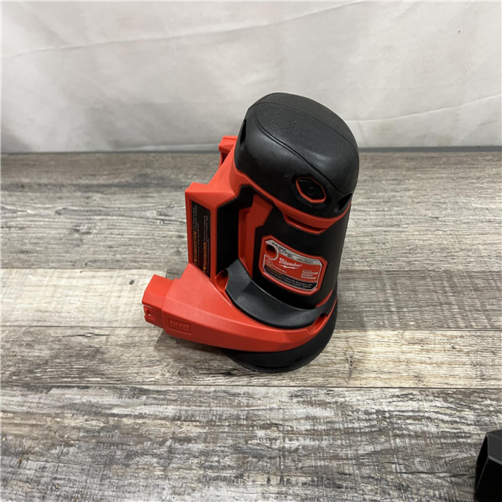 AS-IS Milwaukee 2648-20 - M18 5  7000-12000 Opm Cordless Variable Speed Random Orbital Sander