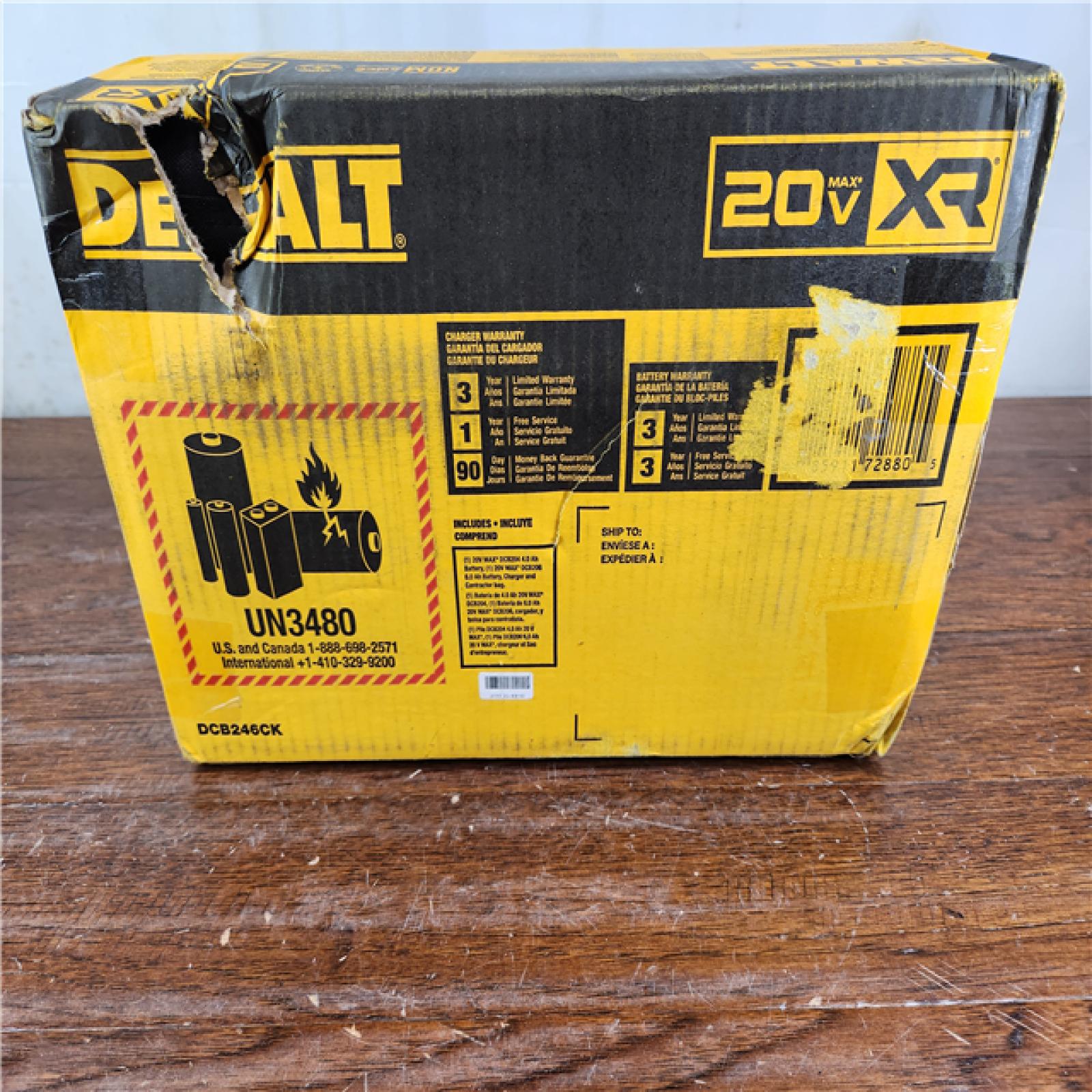 NEW! DeWalt 20V MAX Lithium-Ion Battery Starter Kit