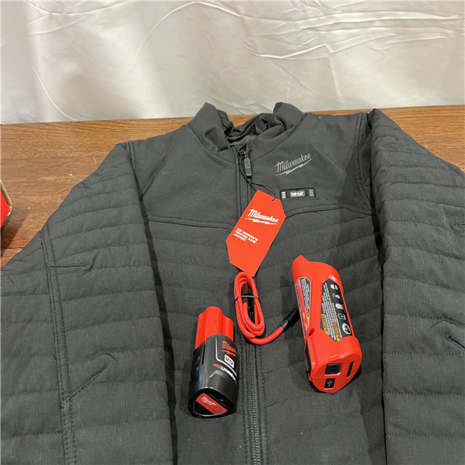 AS-IS Milwaukee Women's M12 Heated AXIS Jacket