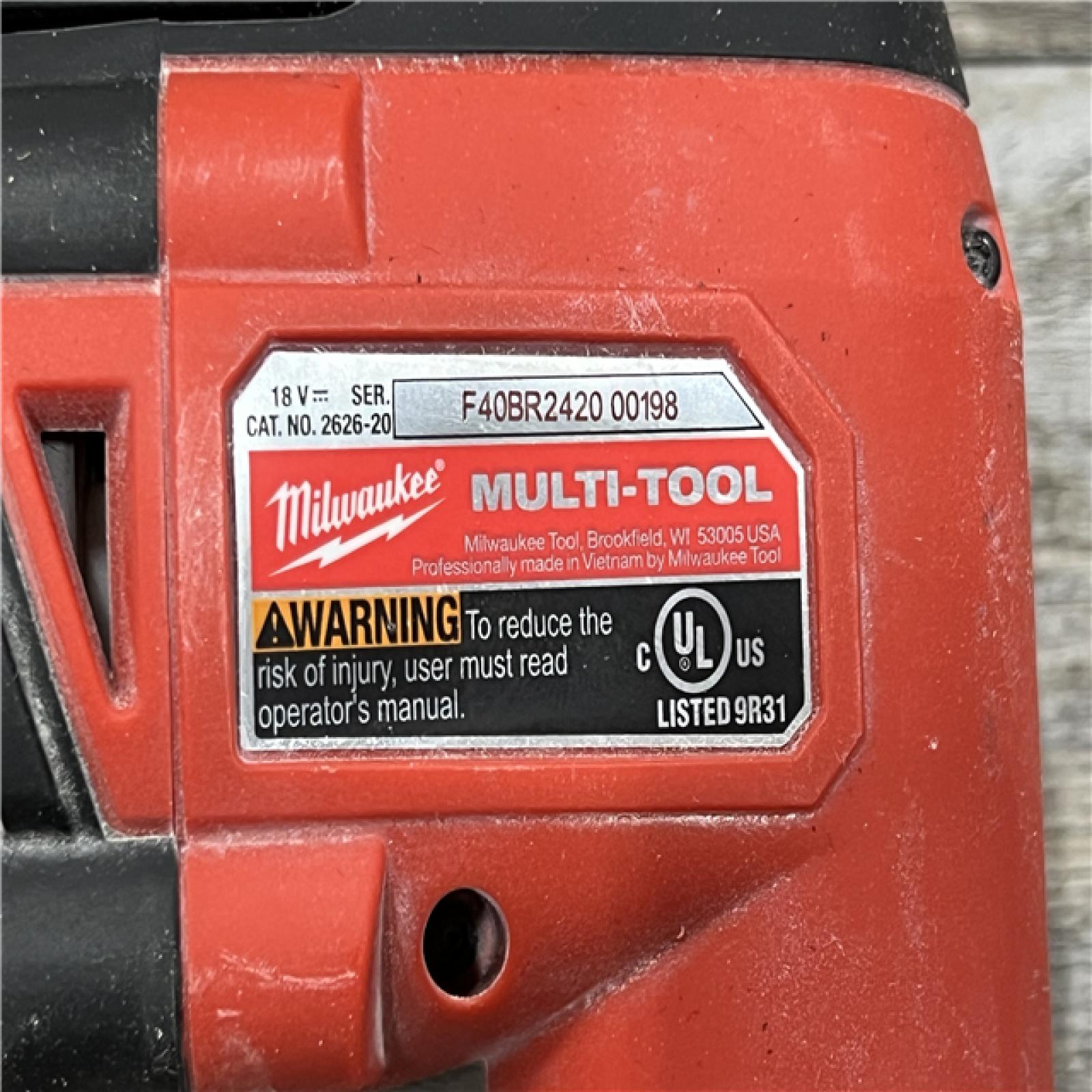 AS-IS Milwaukee 2626-20 M18 Lithium-Ion Cordless Multi-Tool (Tool Only)