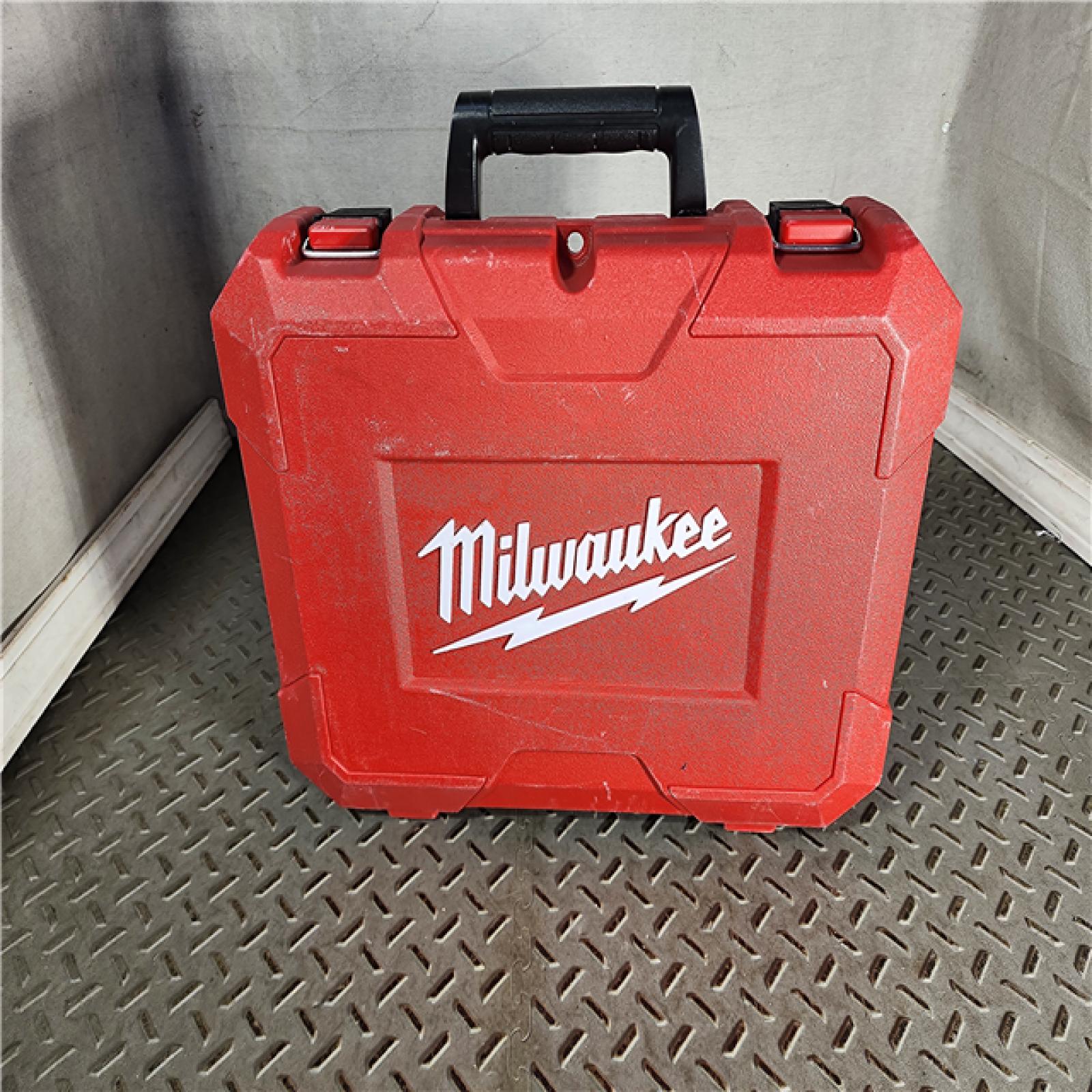 HOUSTON LOCATION - AS-IS Milwaukee M12 12V Plastic Pipe Shear Kit 2470-21 with 1.5Ah Battery Charger  & Tool Case