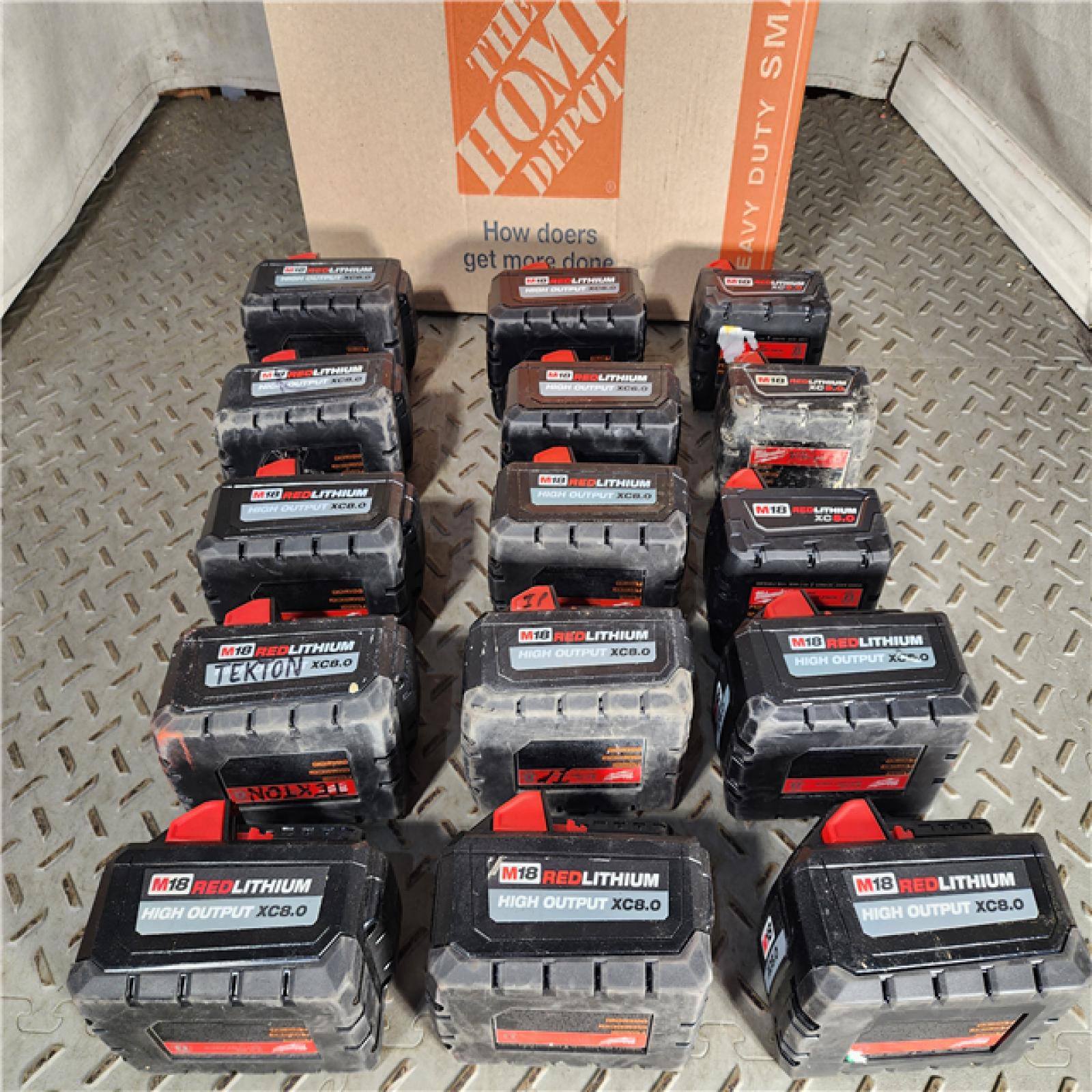 HOUSTON LOCATION - AS-IS MILWAUKEE MIXED BATTERY PACK QTY - 15