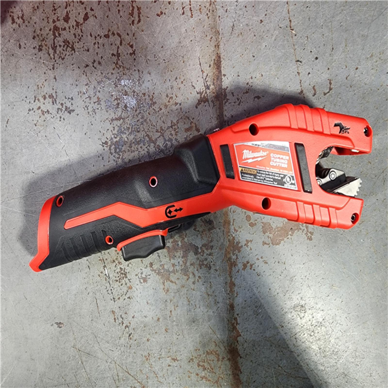 HOUSTON LOCATION - AS-IS (APPEARS LIKE NEW) Milwaukee M12 12-Volt Lithium-Ion Cordless Copper Tubing Cutter Kit with 1.5 Ah Battery, Charger and Hard Case