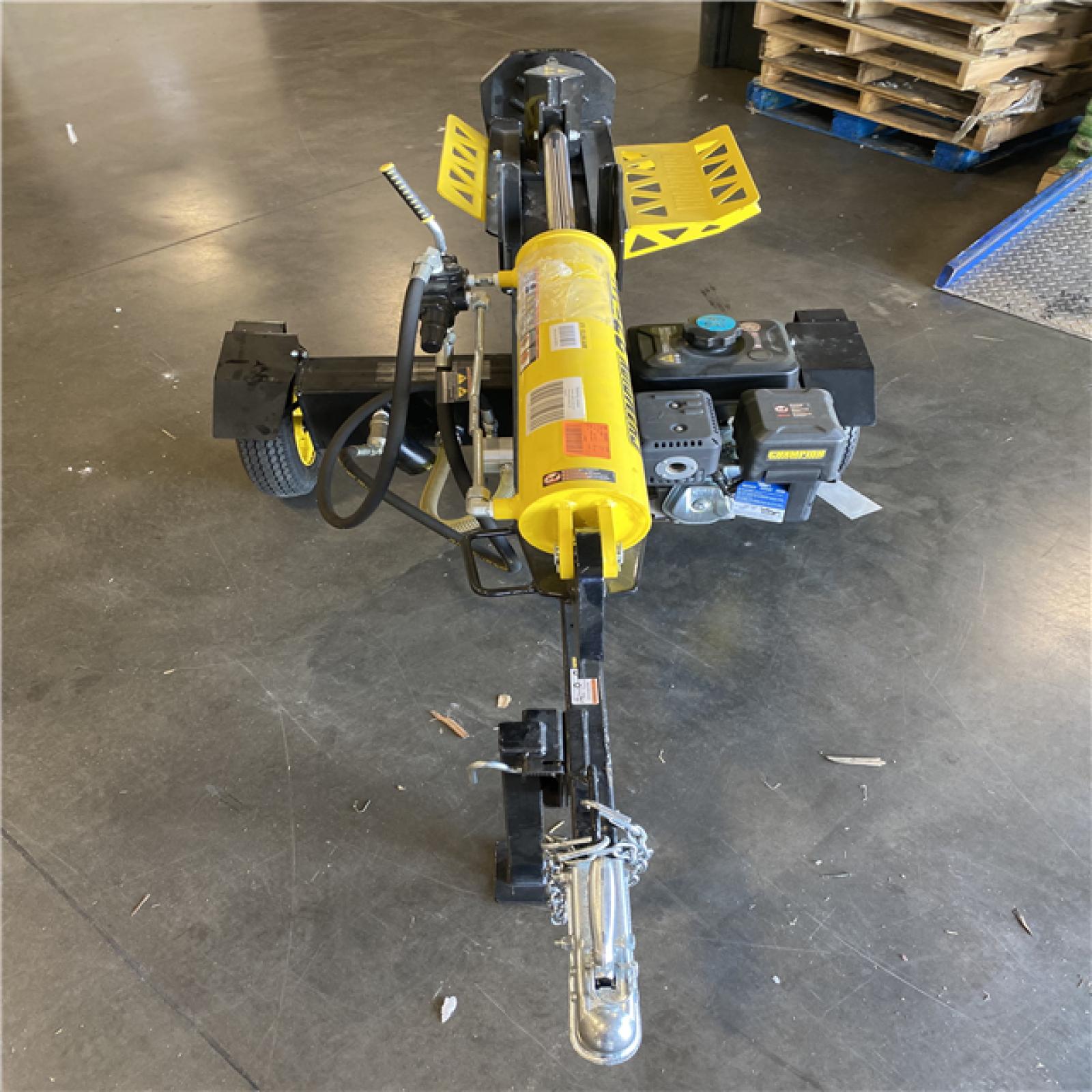 DALLAS LOCATION - AS-IS Champion Power Equipment 37 Ton 338cc Gas Powered Log Splitter with Vertical/Horizontal Operation and Auto Return-with Hydraulic Oil