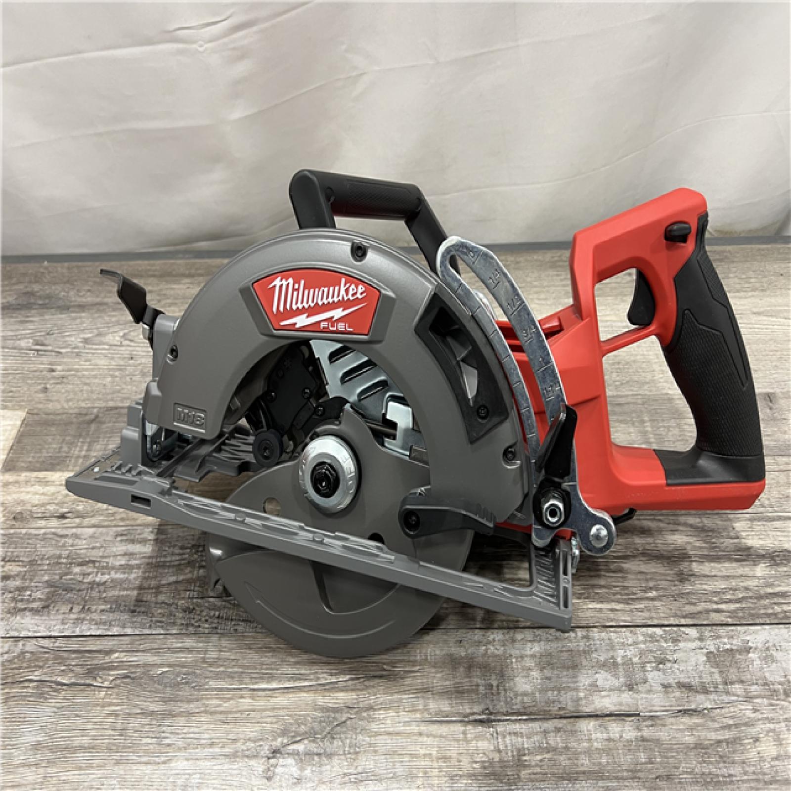 AS-IS Milwaukee 2830-20 Rear Handle Circular Saw M18 FUEL 7-1/4  Cordless Brushless Tool Only