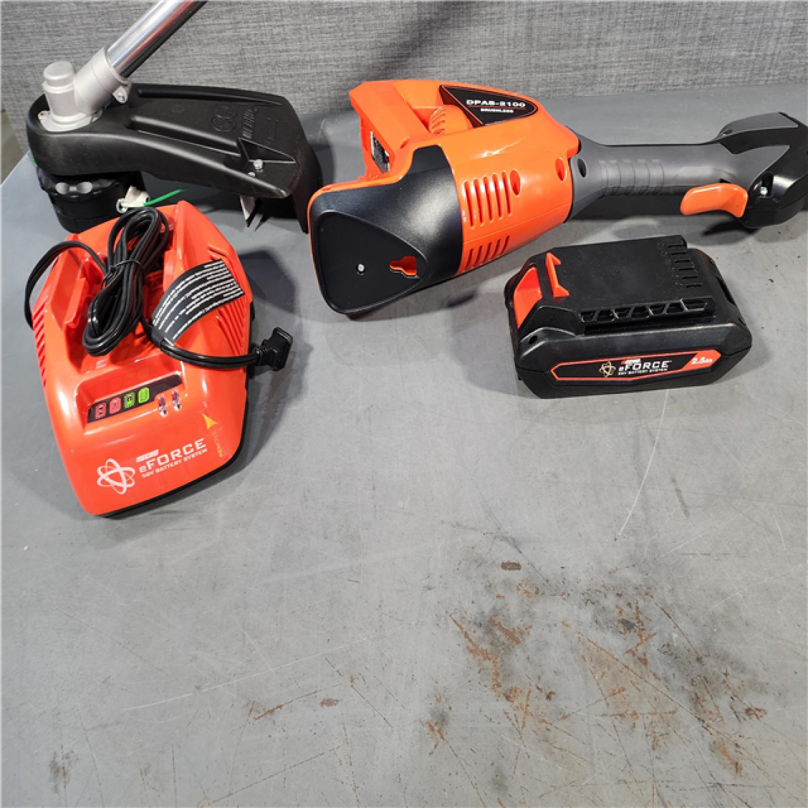 HOUSTON LOCATION - AS-IS (APPEARS LIKE NEW) Echo DPAS-2100SBC1 EFORCE 56V Brushless Cordless Pro Attachment Trimmer Kit