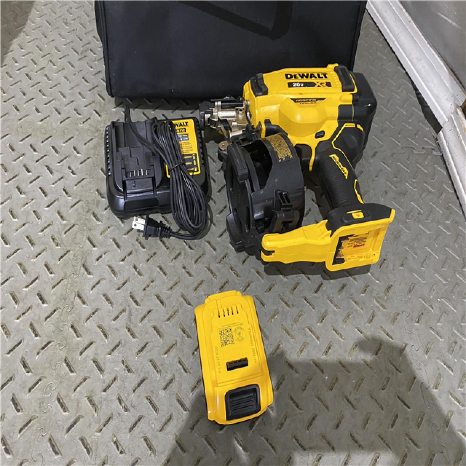 Houston location AS-IS DEWALT Stanley  Black & Decker 2007898 Roofing Nailer Cordless