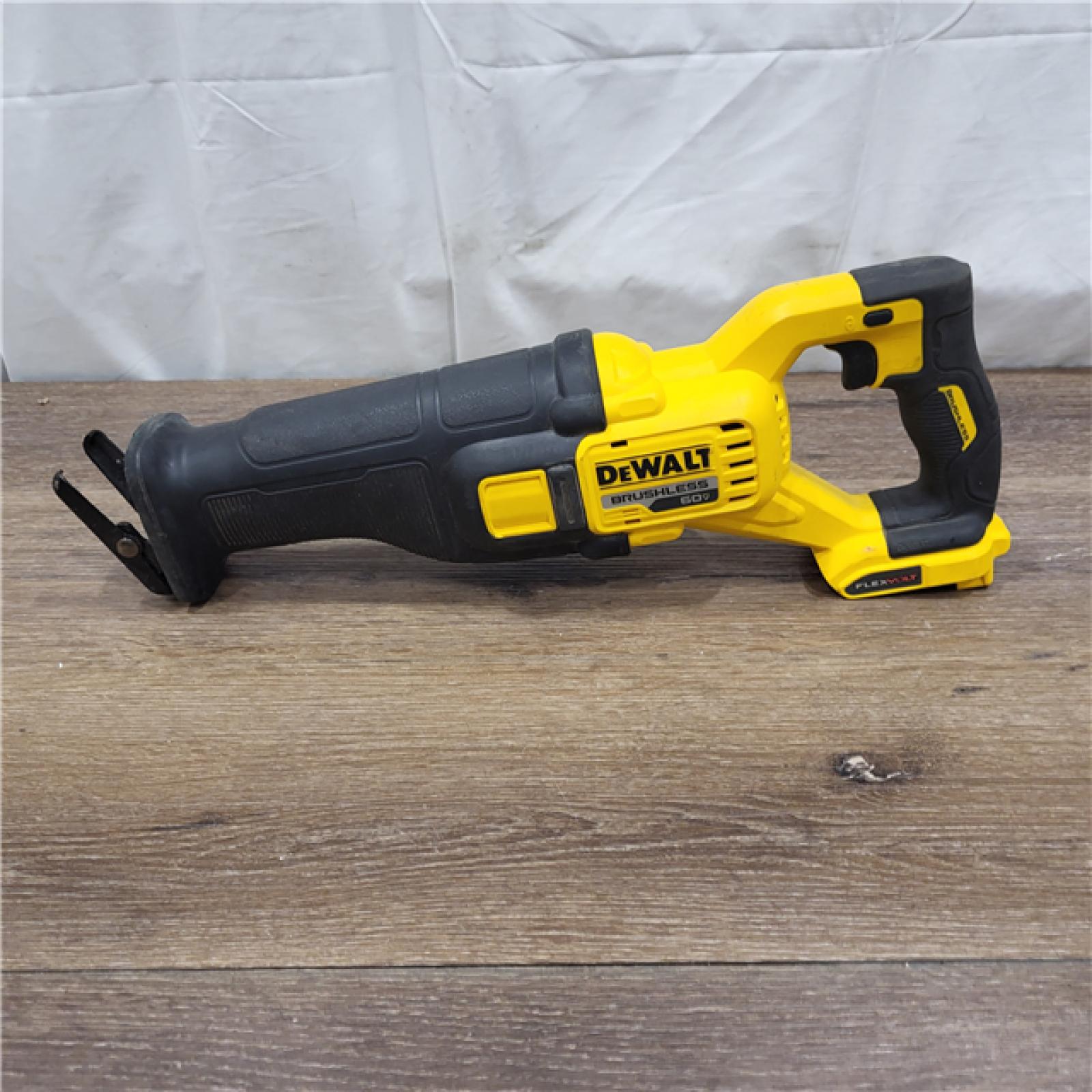 AS-IS DeWalt DCS389B FLEXVOLT 60V MAX Cordless Brushless Reciprocating Saw (Tool-Only)