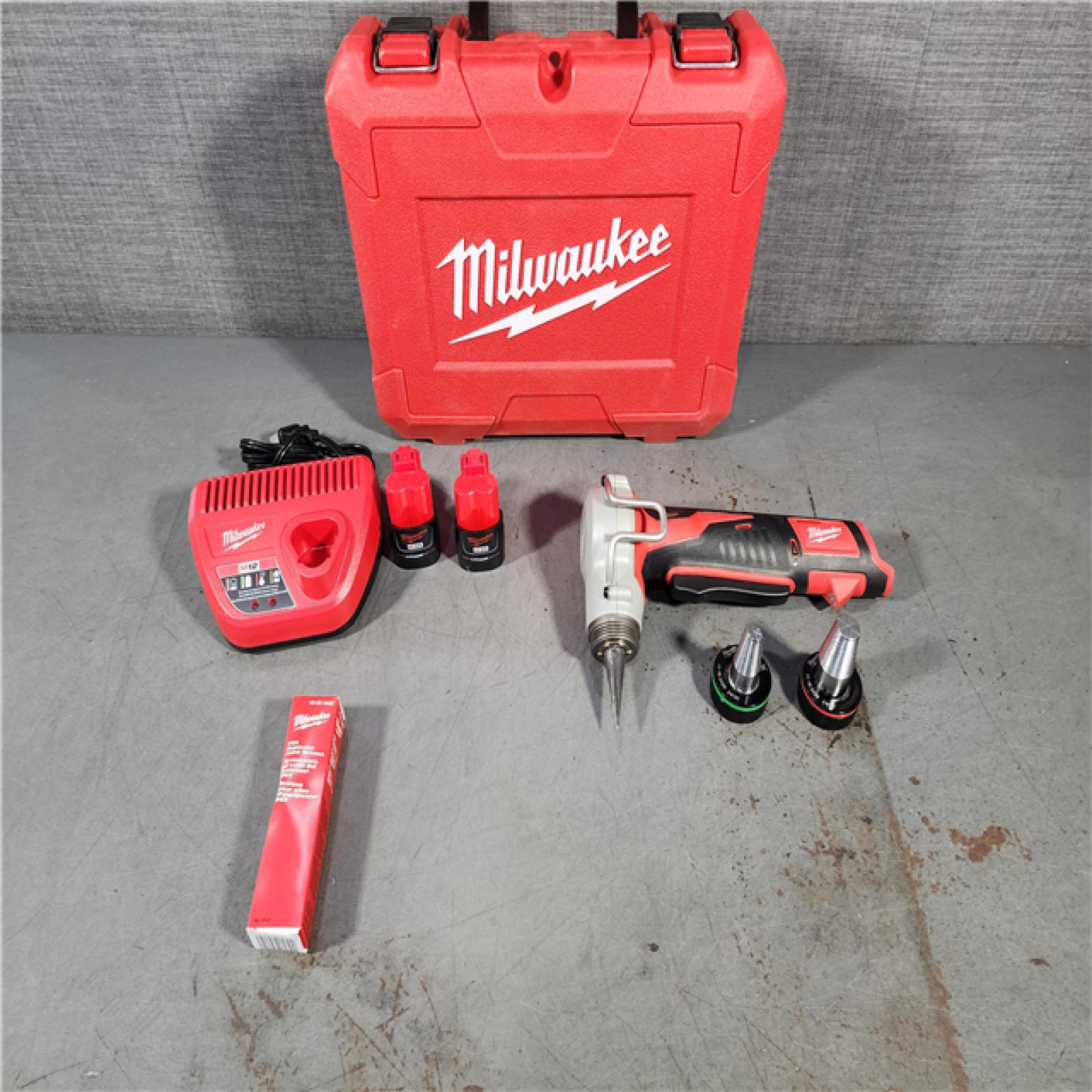 HOUSTON LOCATION - AS-IS M12 12-Volt Lithium-Ion Cordless PEX Expansion Tool Kit with (2) 1.5 Ah Batteries, (2) Expansion Heads and Hard Case