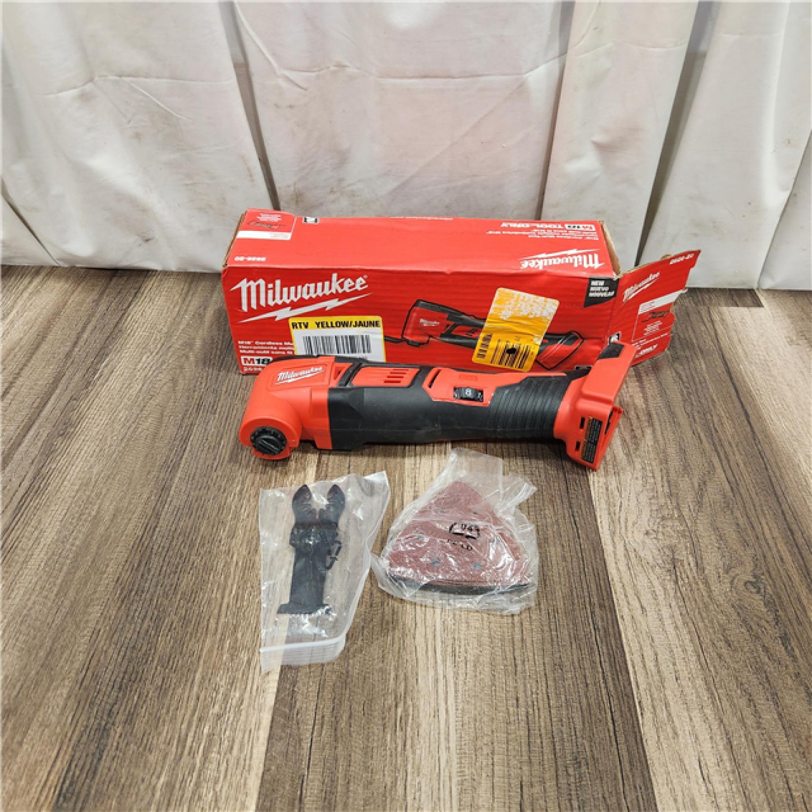 AS IS Milwaukee 2626-20 M18 Lithium-Ion Cordless Multi-Tool (Tool Only)