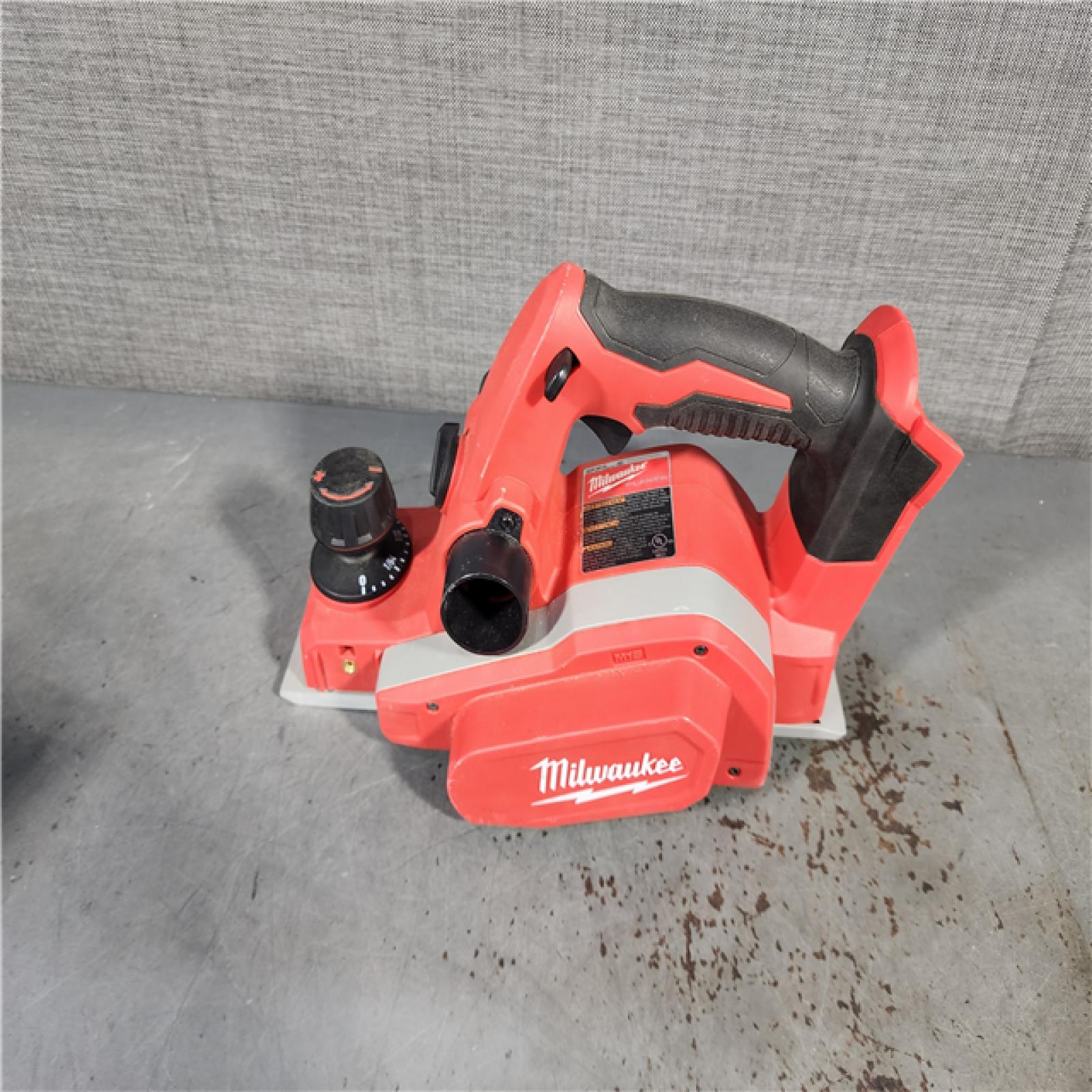 HOUSTON LOCATION - AS-IS Milwaukee M18 18-Volt Lithium-Ion Cordless 3-1/4 in. Planer (Tool-Only)