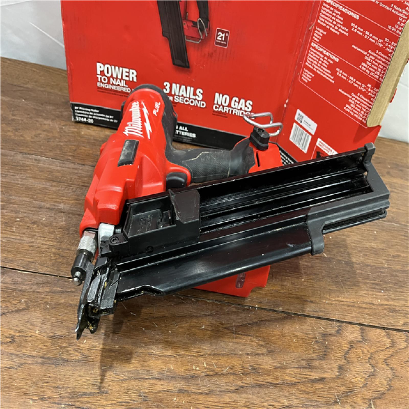 AS-ISMilwaukee 2744-20 M18 FUEL 21-Degree Cordless Framing Nailer (Tool Only)