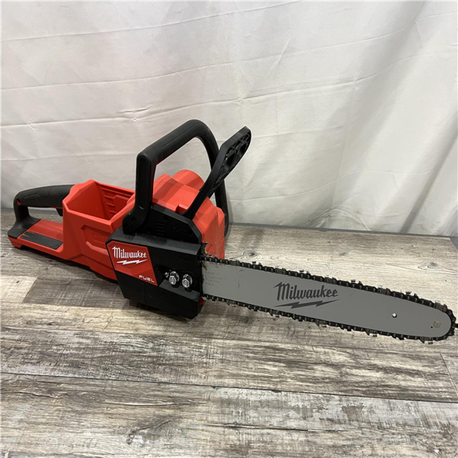 AS-IS Milwaukee M18 FUEL 16  18V Li-Ion Brushless Cordless Chainsaw Tool-Only 2727-20