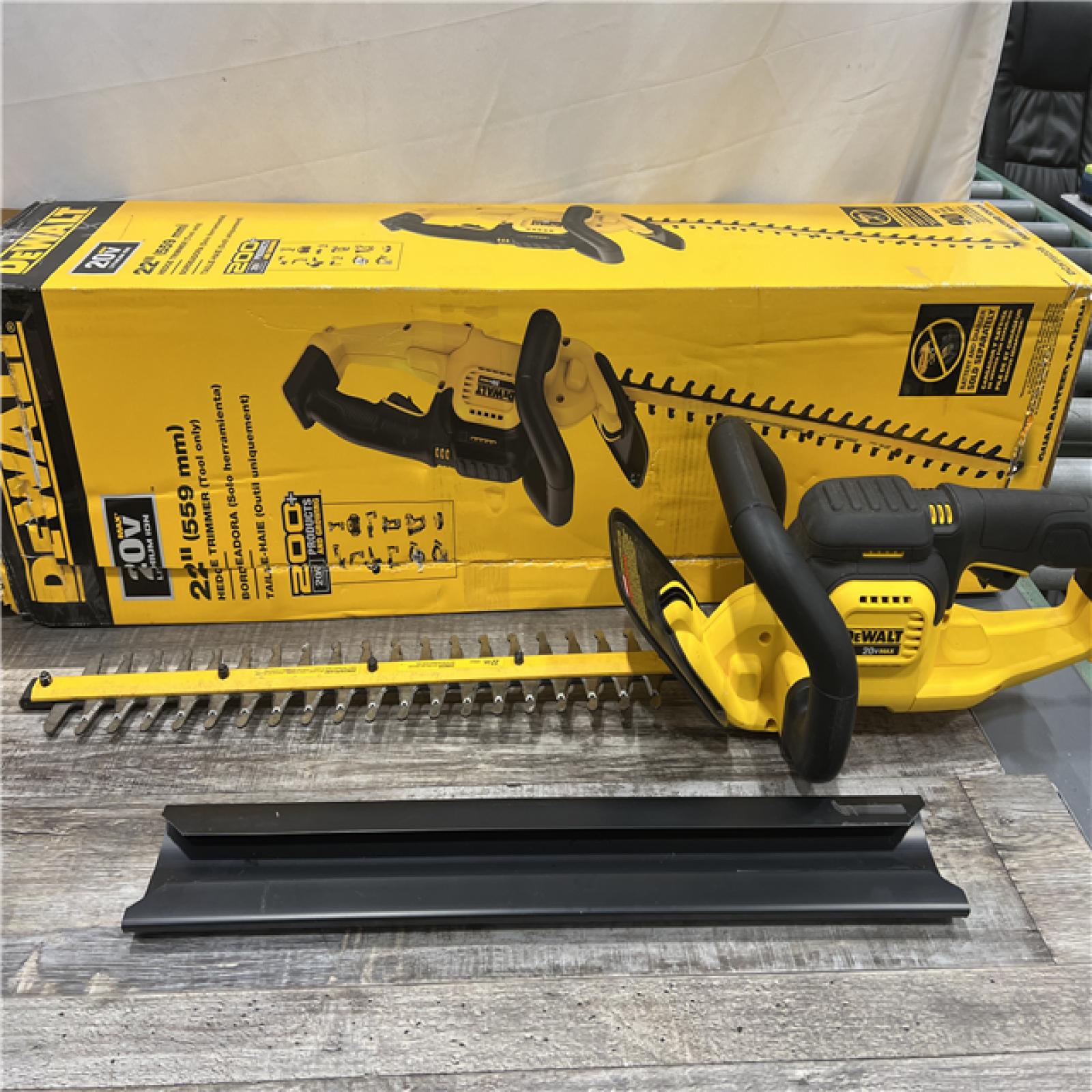 AS-IS Dewalt 20V MAX Lithium Ion Hedge Trimmer Bare Tool Only